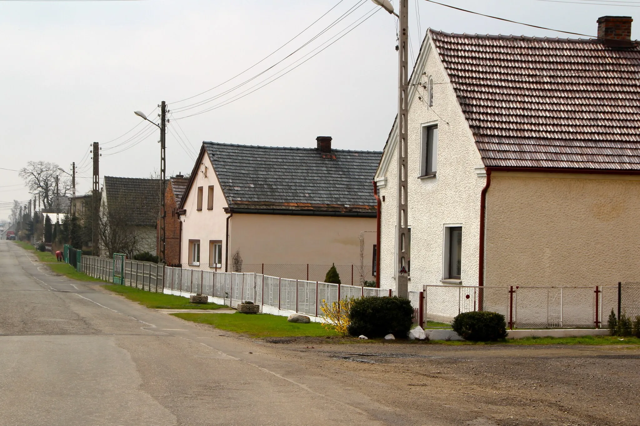 Photo showing: Radziejów, (dodatkowa nazwa w j. niem. Juliusburg),  – wieś w Polsce w województwie opolskim, w powiecie kędzierzyńsko-kozielskim, w gminie Reńska Wieś.