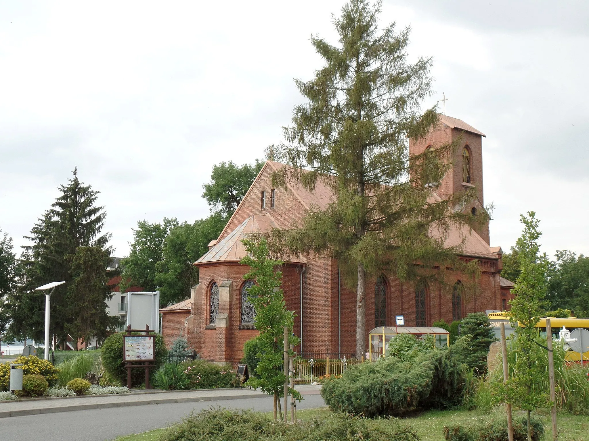 Photo showing: Kościół pw. św. Urbana w Głębinowie