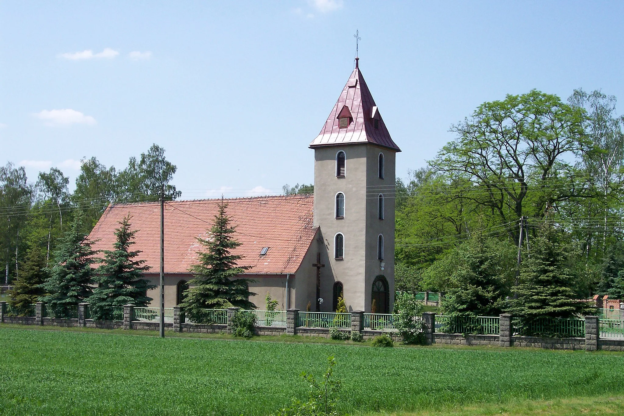 Photo showing: Myślina - kościół parafialny pw. św. Józefa Robotnika