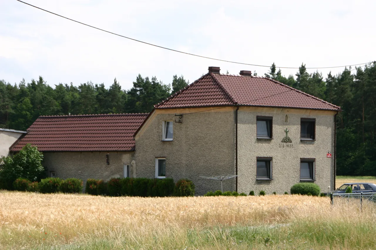 Photo showing: Pietna (niem. Pietna, 1936–45 Teichgrund) – wieś w Polsce położona w województwie opolskim, w powiecie krapkowickim, w gminie Krapkowice.