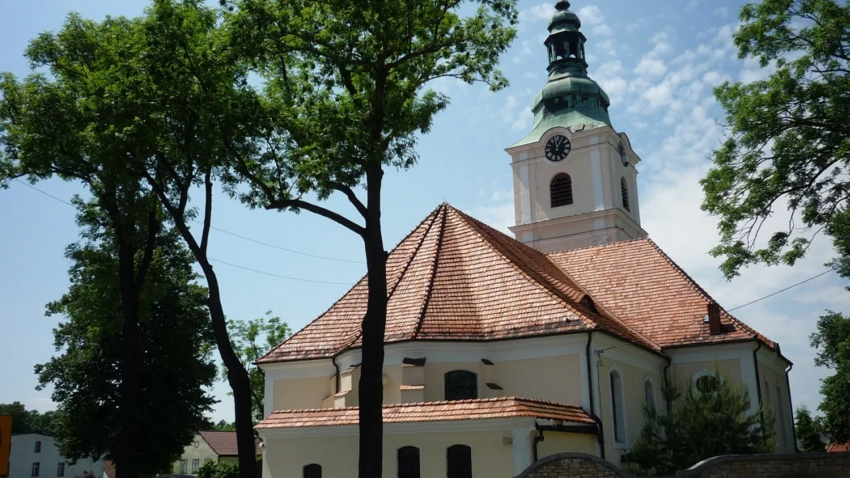 Photo showing: Kościół parafialny pw. św. Jacka w Kamieniu Śląskim