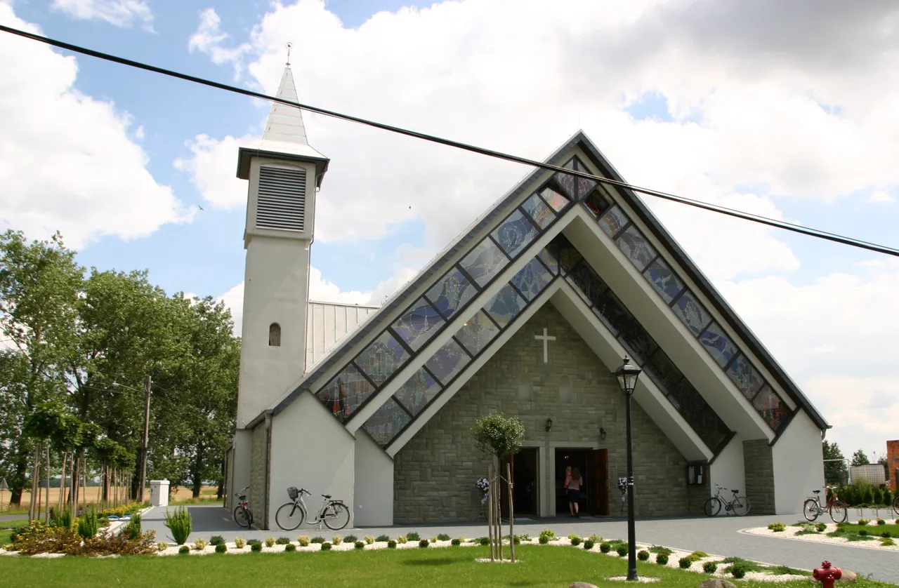 Photo showing: Pogórze (dodatkowa nazwa w j. niem. Pogosch) – wieś w Polsce położona w województwie opolskim, w powiecie prudnickim, w gminie Biała.