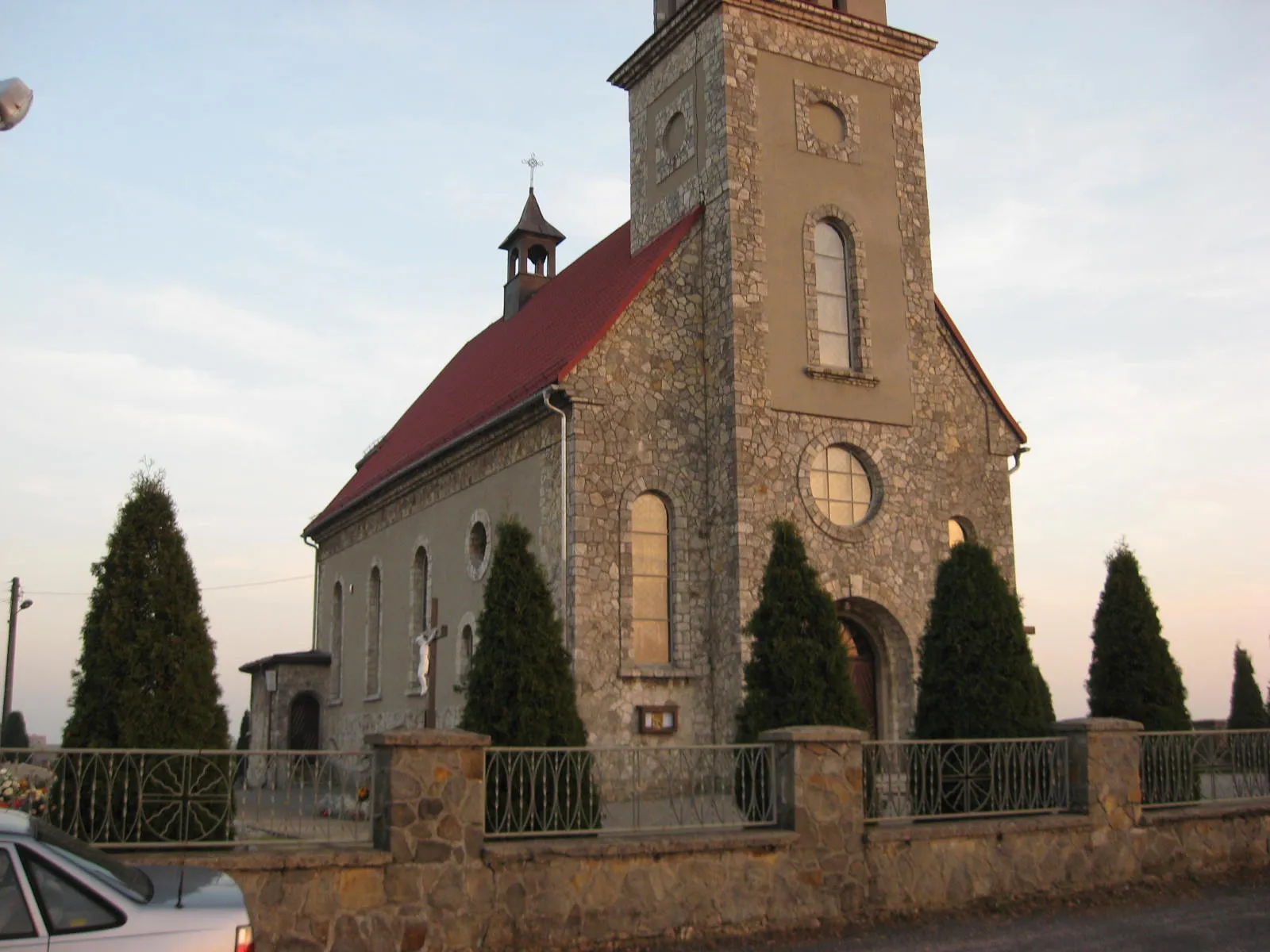 Photo showing: Kościół Wniebowzięcia NMP w Borkach Małych
