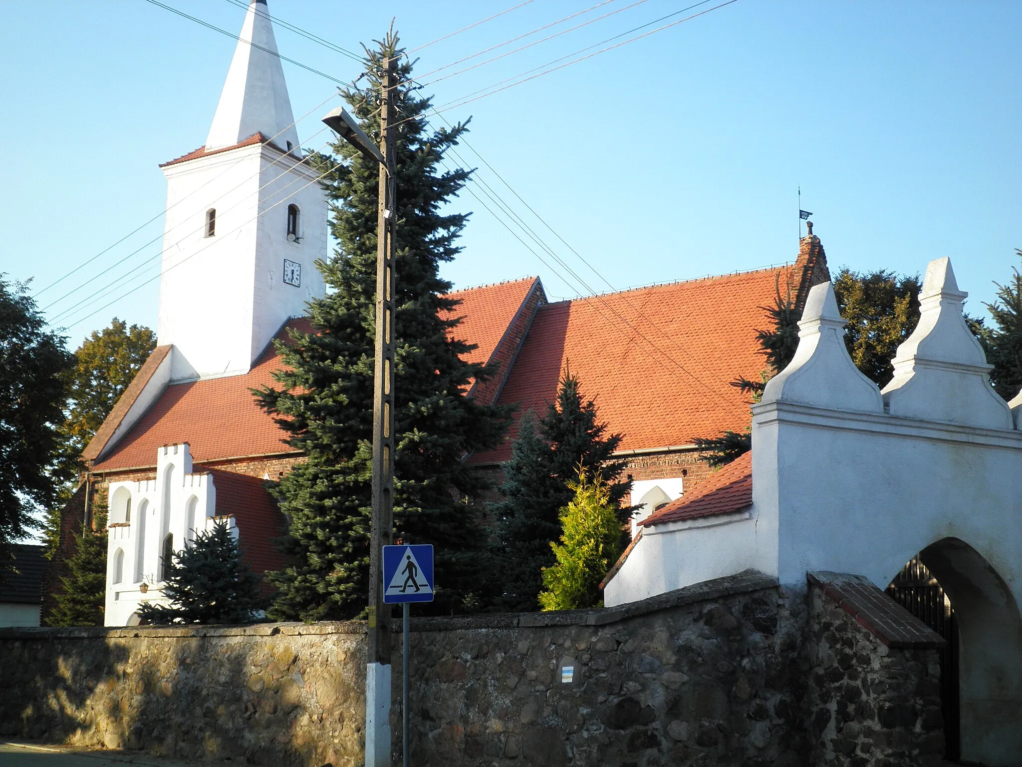 Photo showing: Pogorzela - kościół par. p.w. Najśw. Serca Jezusa