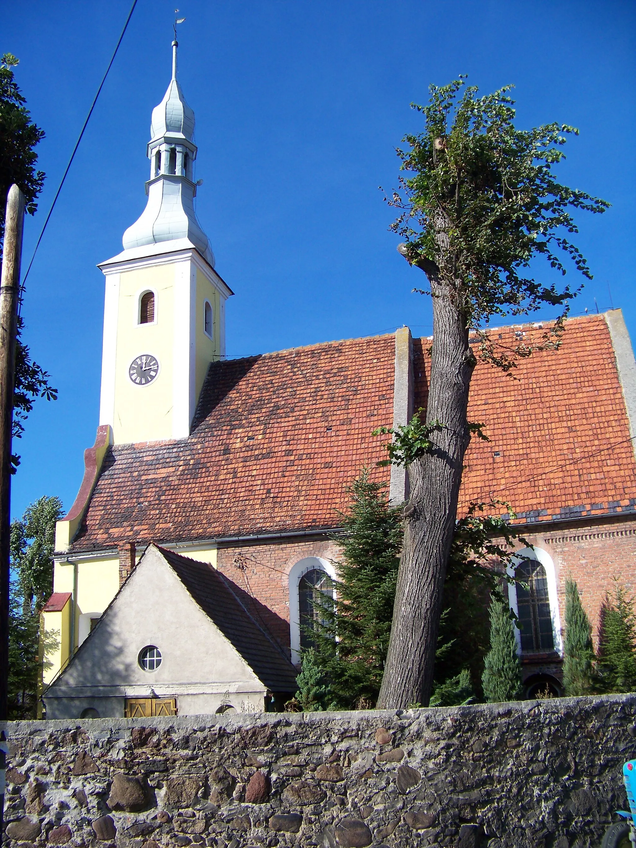 Photo showing: Czeska Wieś - kościół filialny p.w. Najświętszego Serca Pana Jezusa (zabytek nr 717/64 z 06.03.1964)