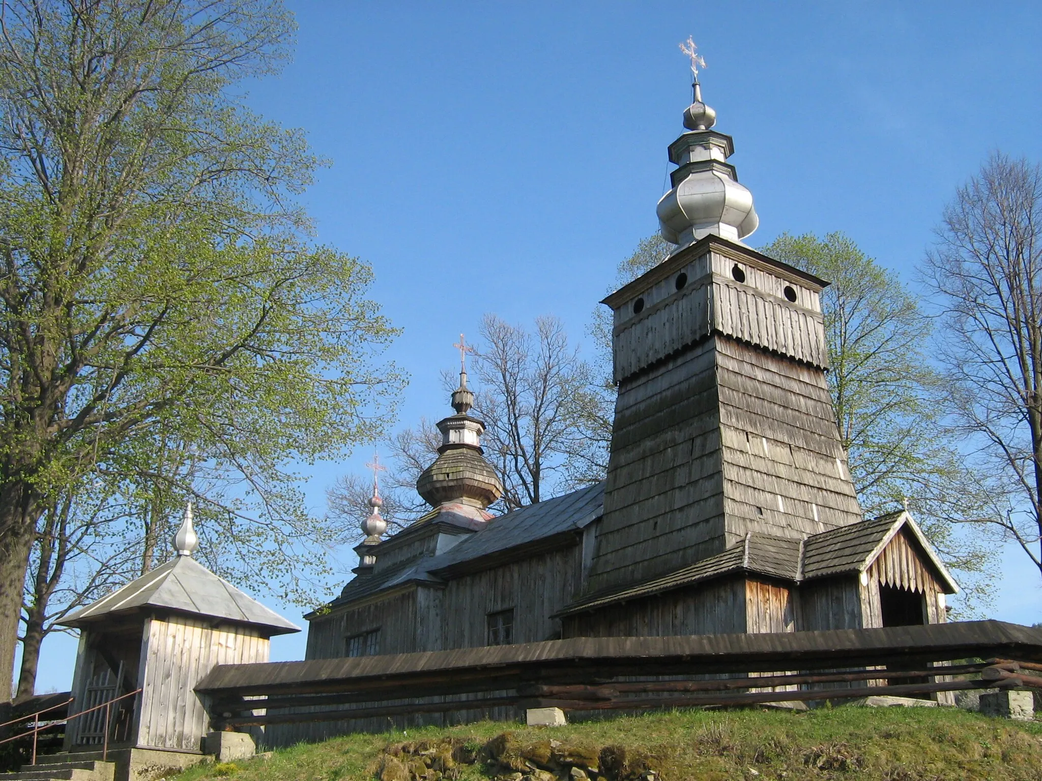 Photo showing: Cerkiew w Świątkowej Małej (obecnie kościół rzymskokatolicki)