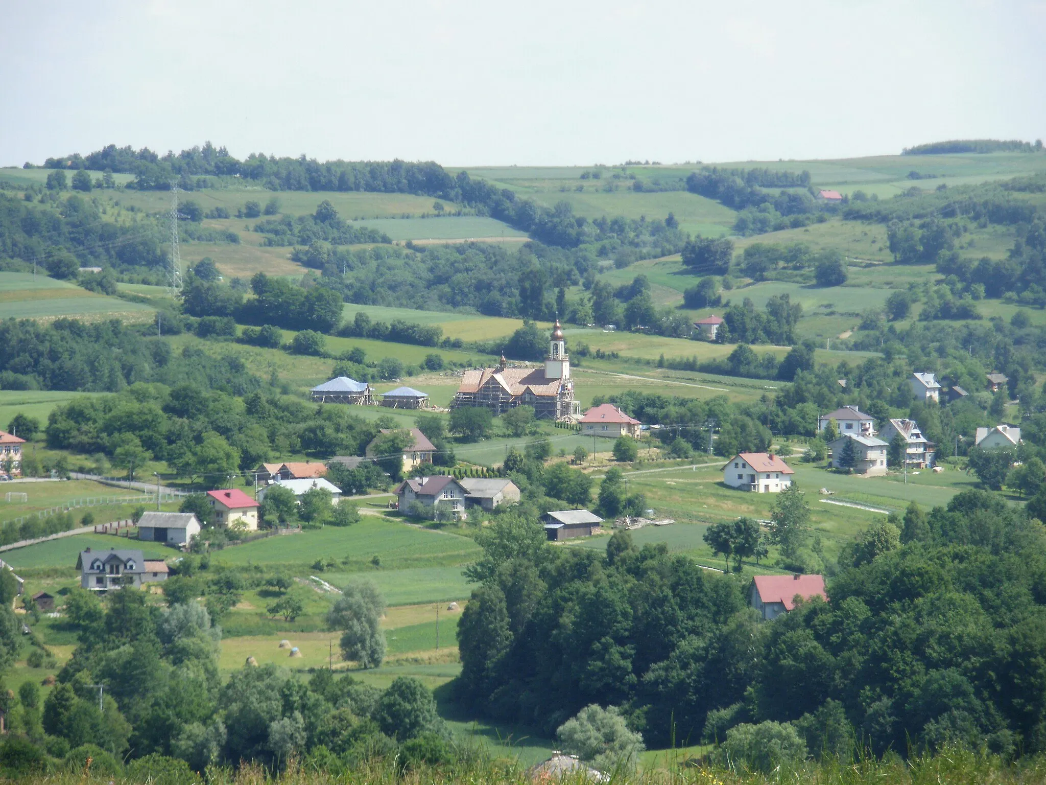 Photo showing: Sowina-panorama z widokiem kościoła