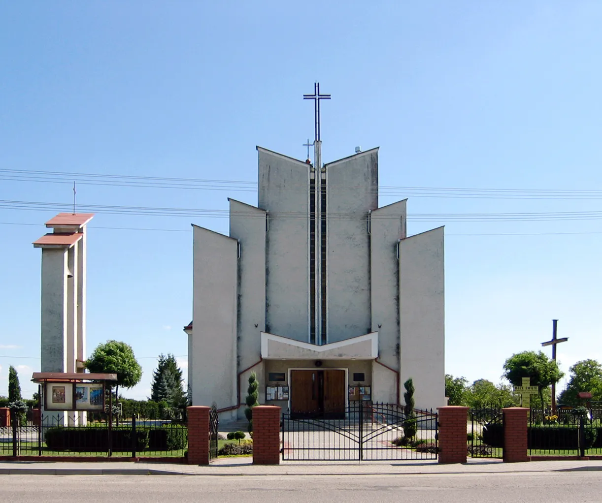 Photo showing: Czarna - Kościół