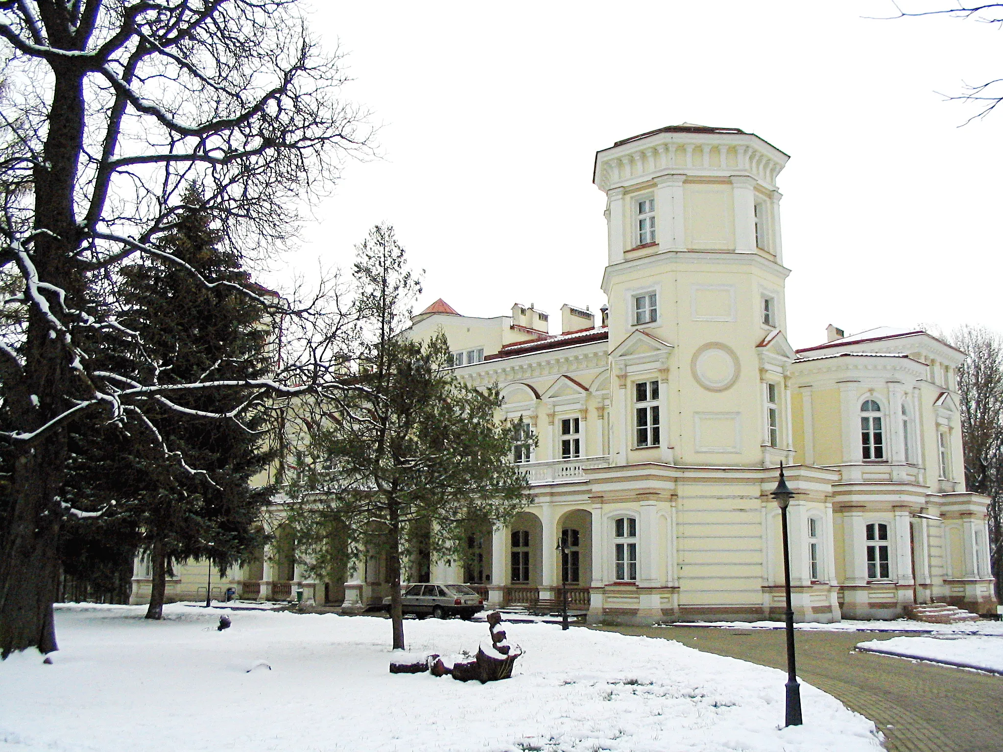 Photo showing: Lubomirski's Palace in Przemyśl, Poland. Państwowa Wyższa Szkoła Wschodnioeuropejska.