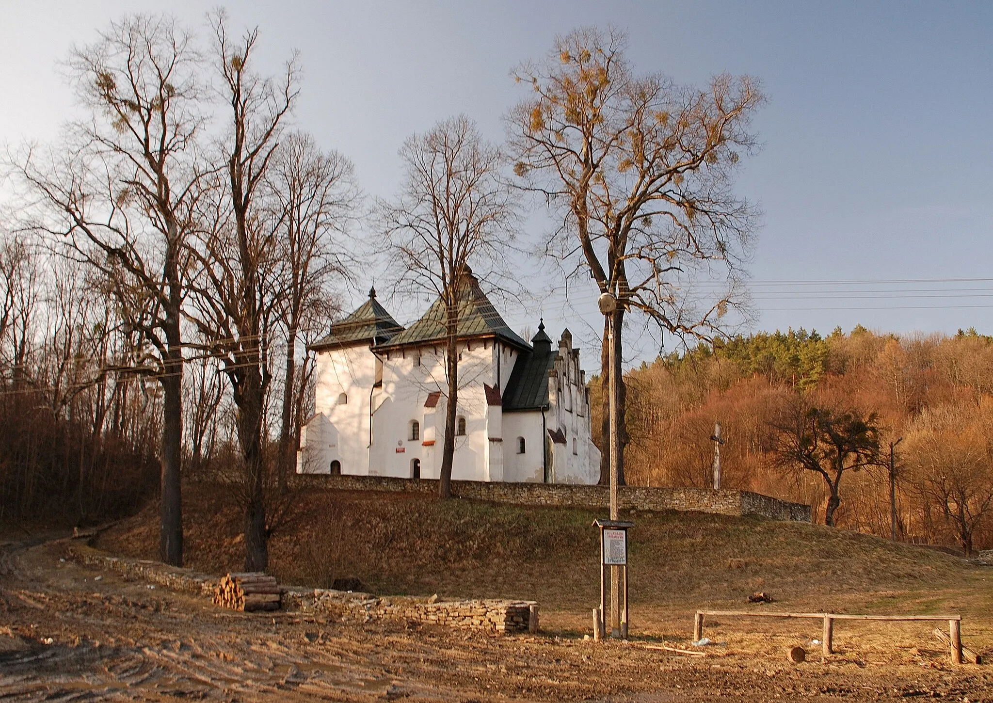 Photo showing: wieś Posada Rybotycka