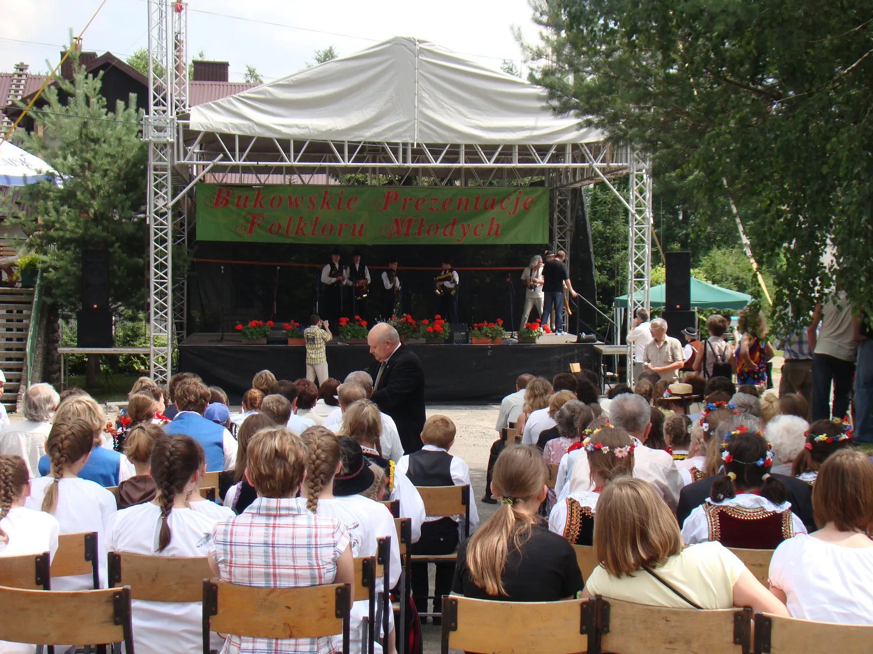 Photo showing: Folk festival in Bukowsko.