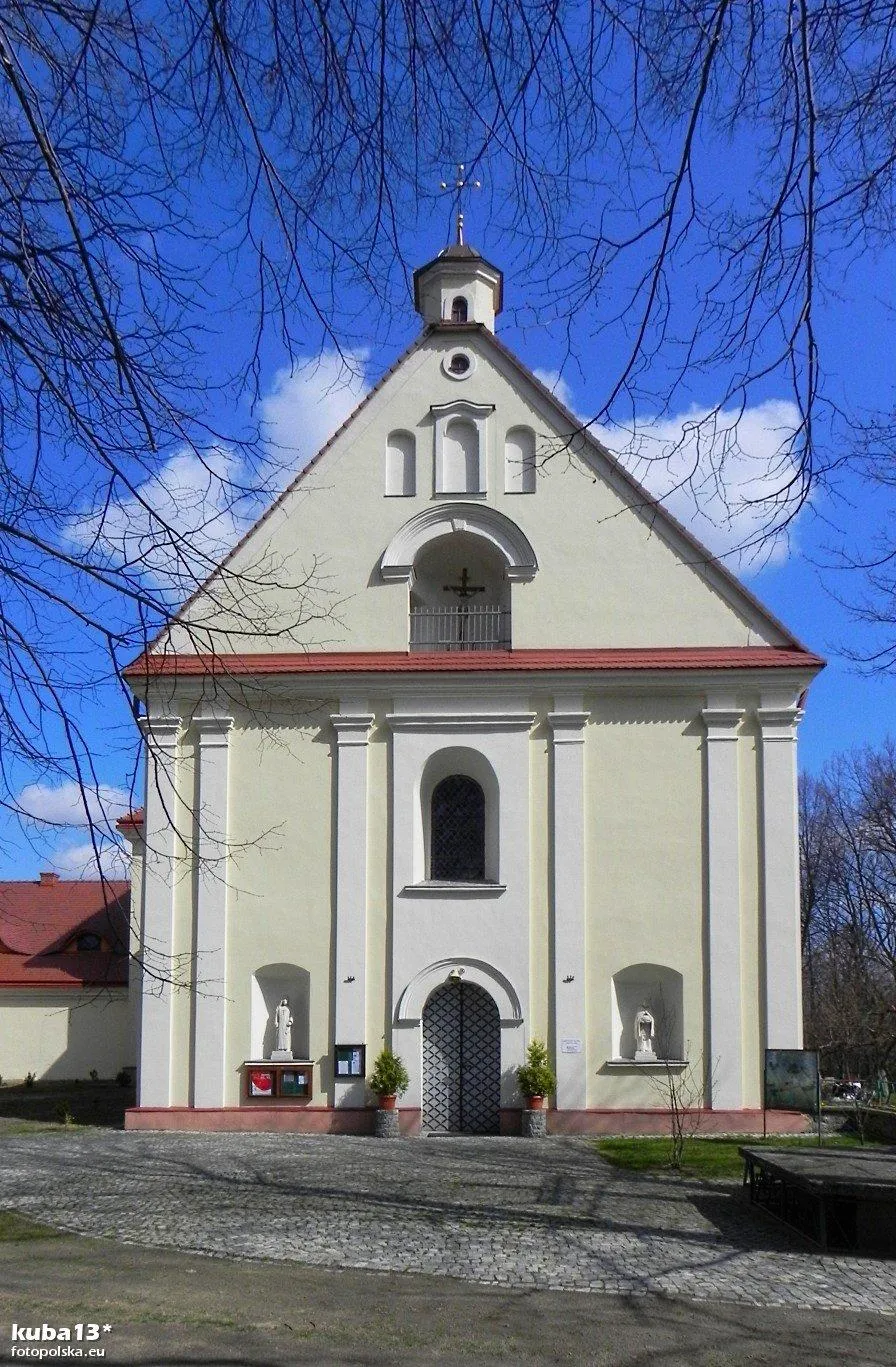 Photo showing: Zespół klasztorny franciszkanów z kościołem pw. Niepokalanie Poczętej NMP w Horyńcu-Zdroju.