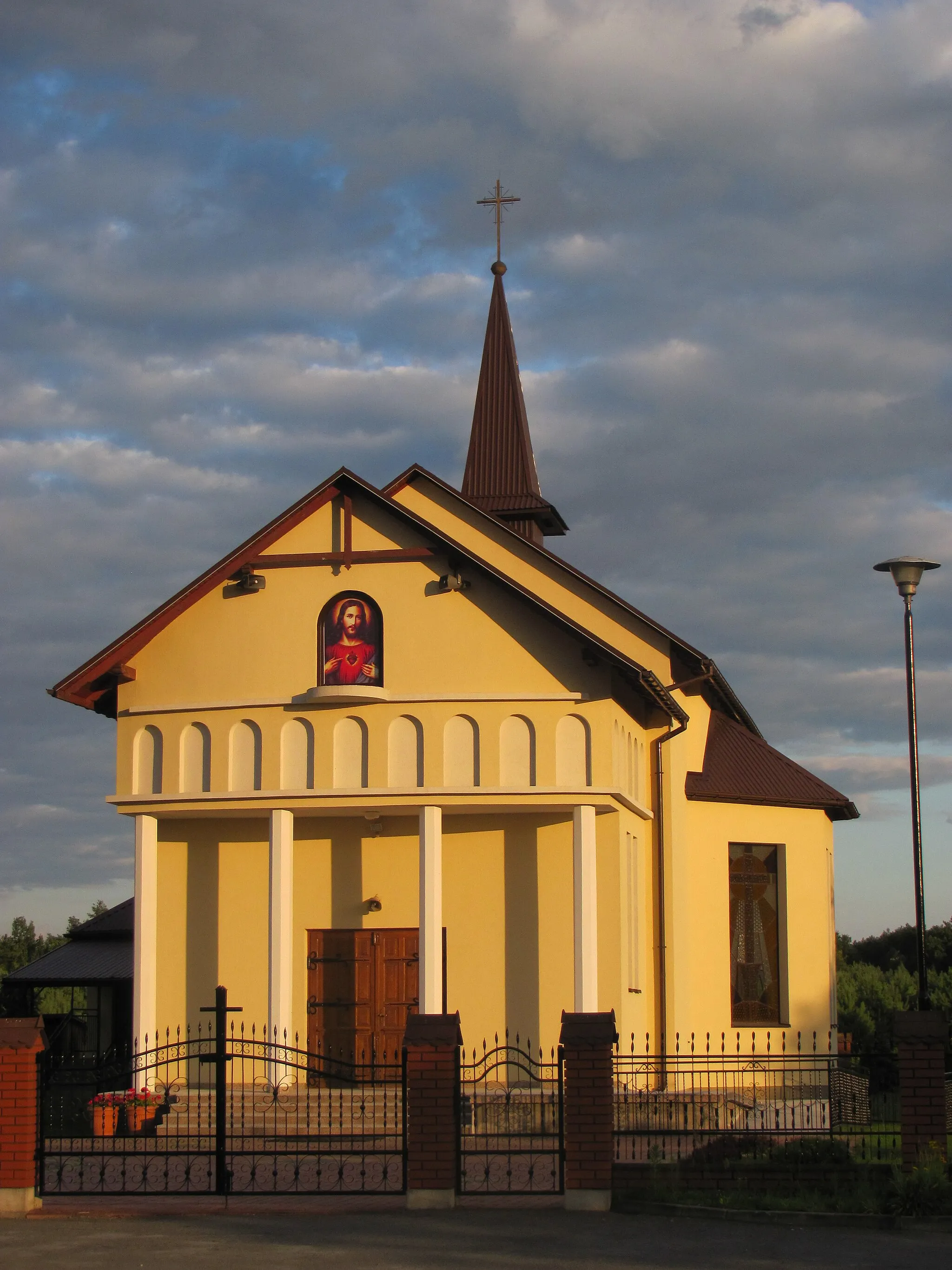 Photo showing: Kościół w miejscowości Wólka Małkowa.