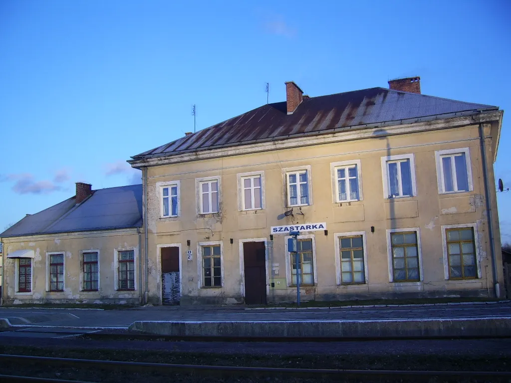 Photo showing: Train station in Szastarka 2