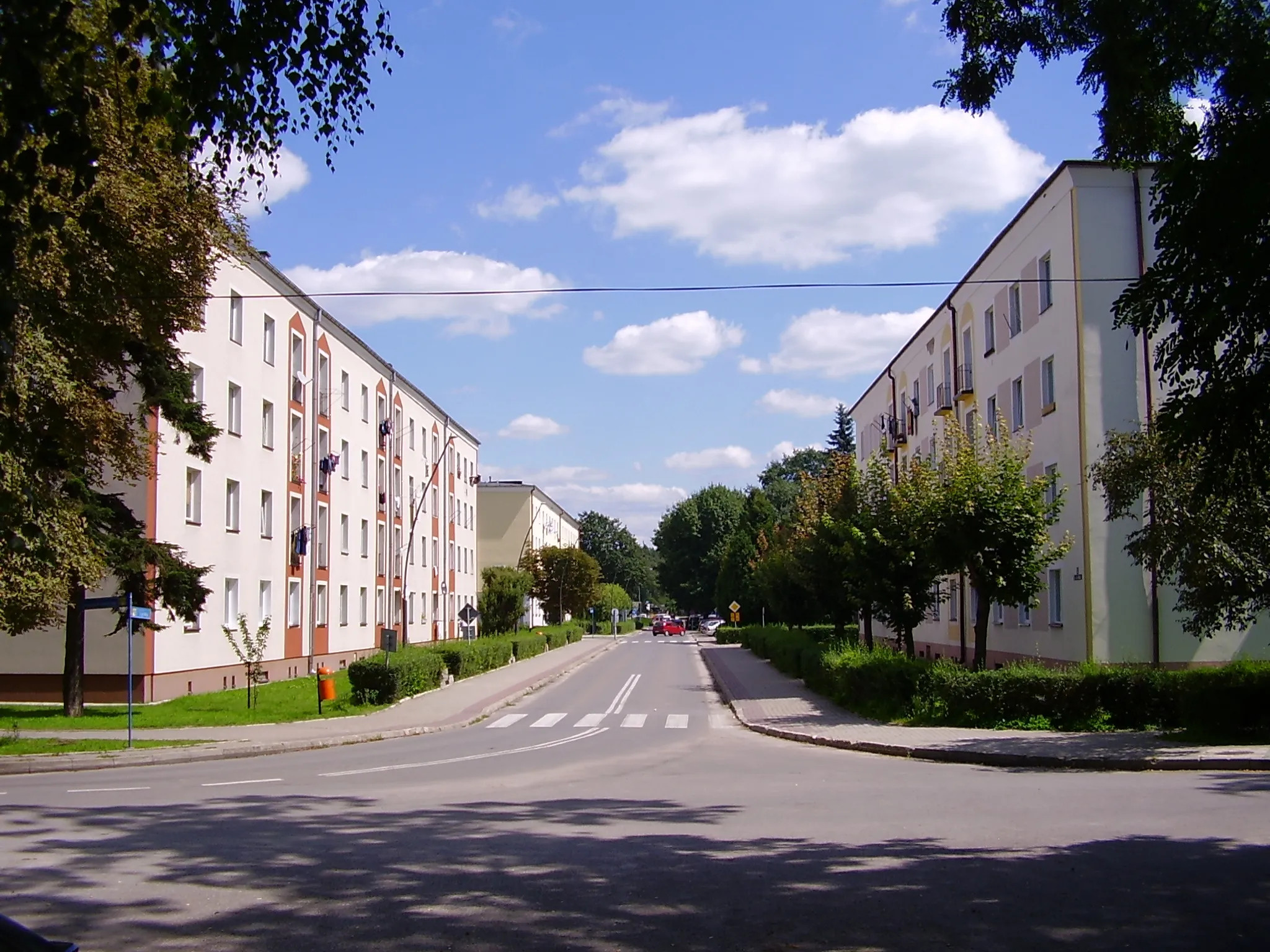 Photo showing: Nowa Dęba, ul. 1 Maja, 2011-08-05