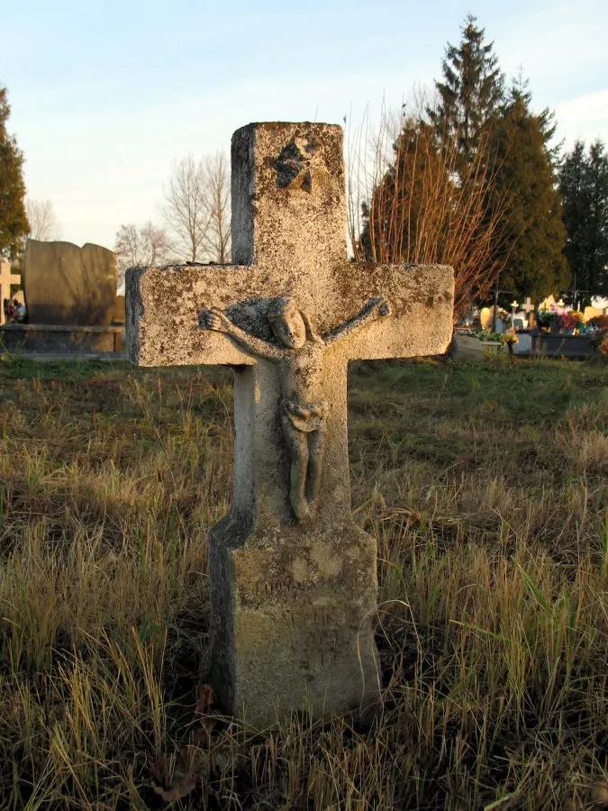Photo showing: Makowisko village in Poland. Cross from Brusno.