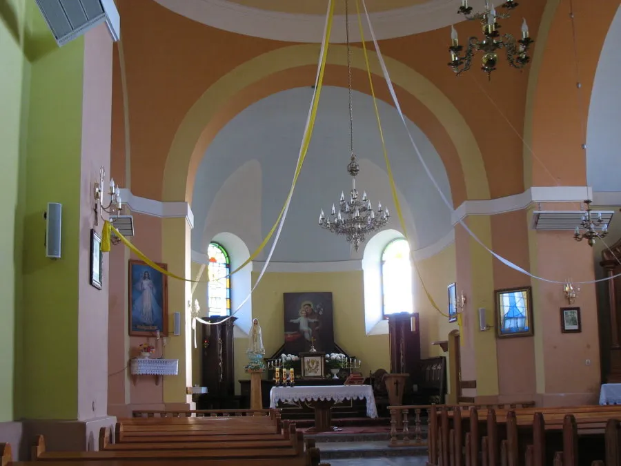 Photo showing: Cetula, Cetula - former Greek Catholic Saint Michael church, now Roman Catholic Saint Anthony church