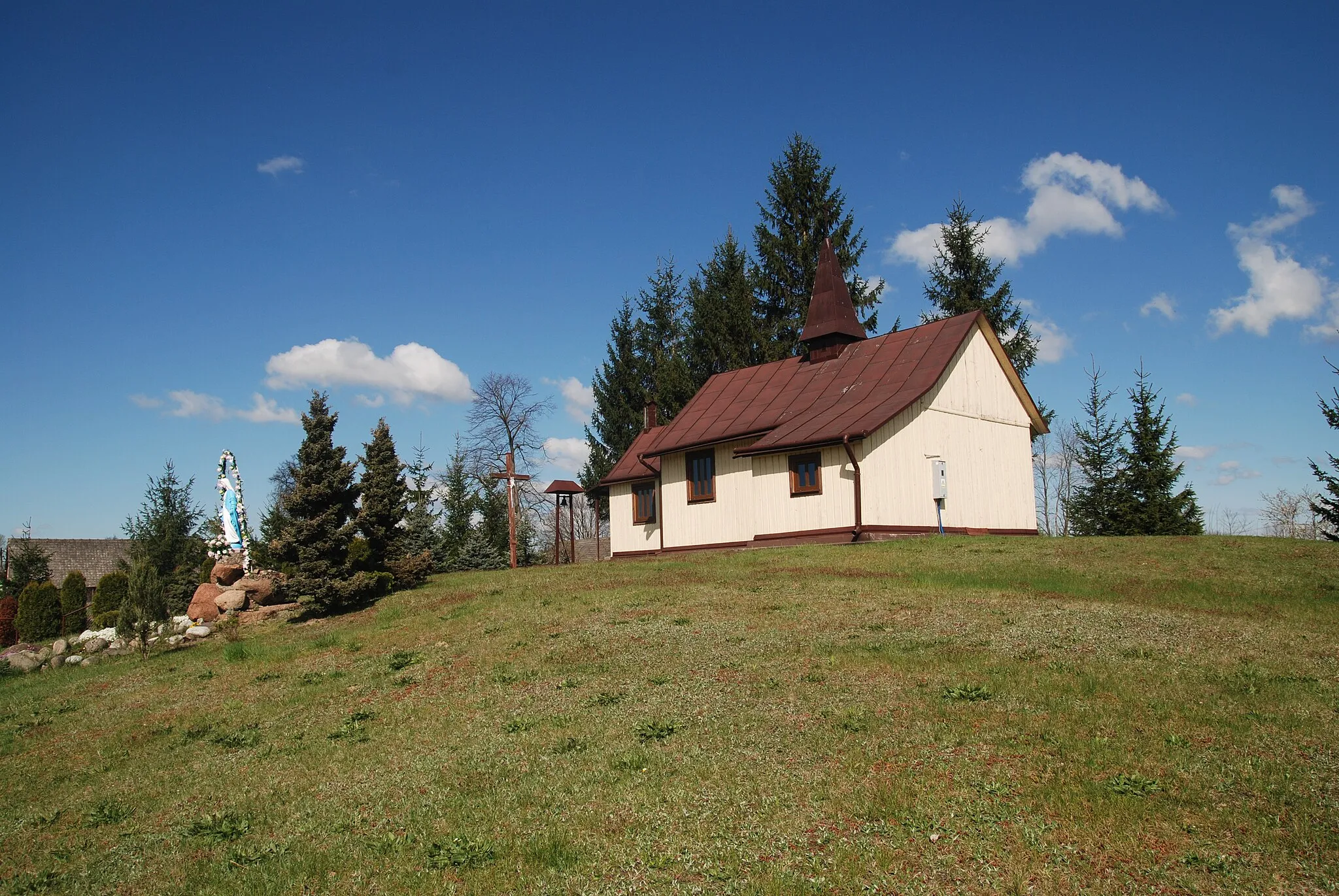 Photo showing: wieś Zaleska Wola