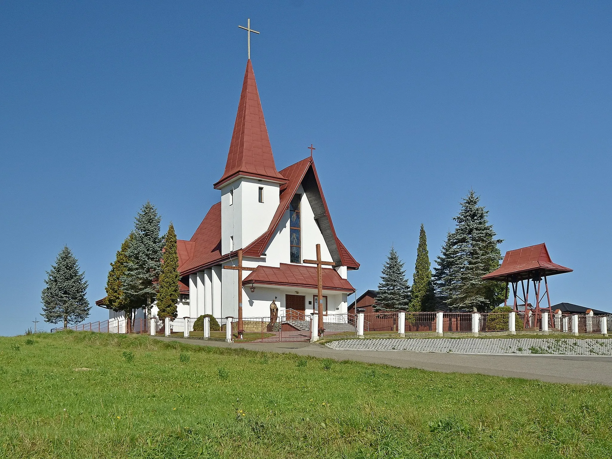 Photo showing: Wola Węgierska, kościół Miłosierdzia Bożego