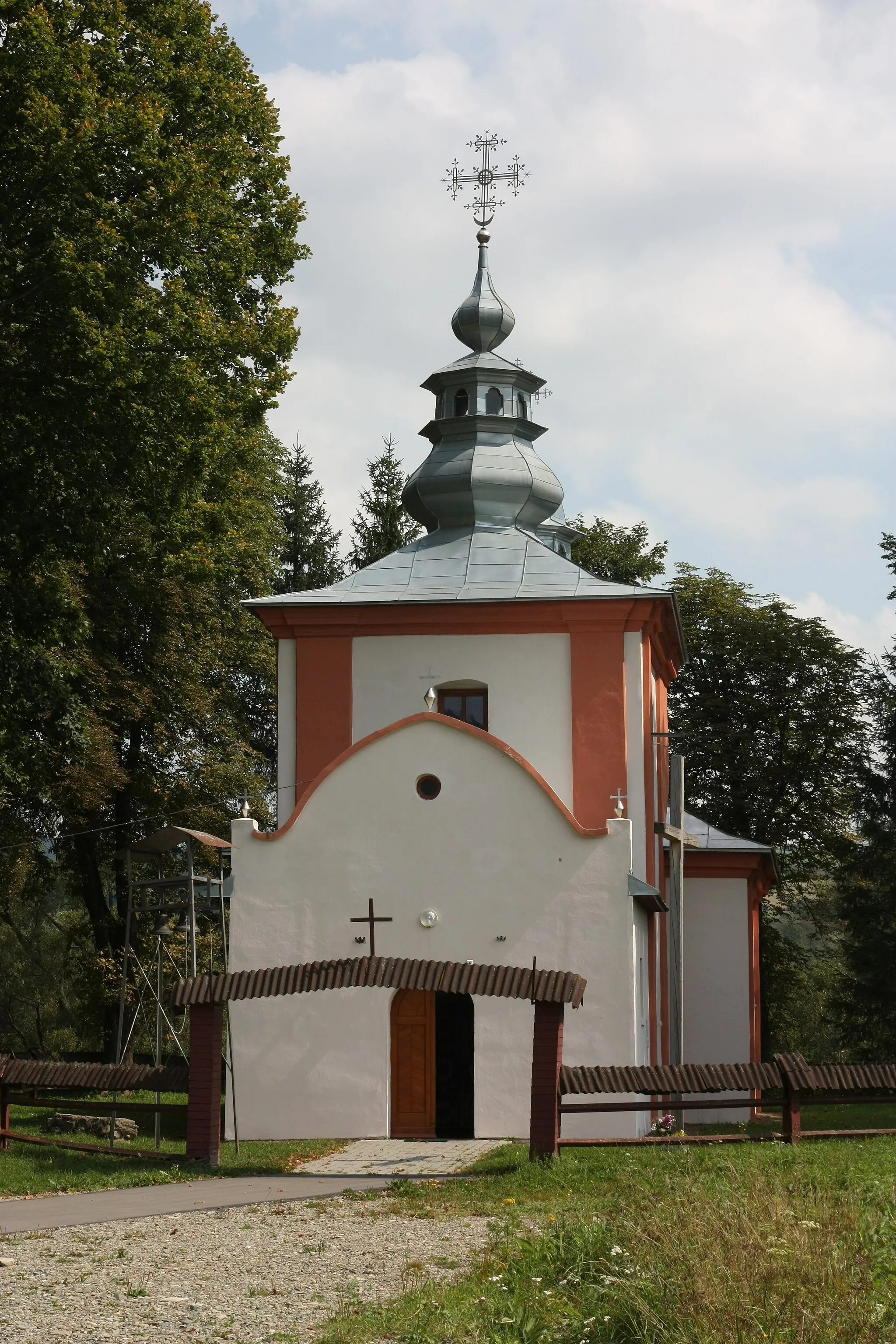 Photo showing: Church of the Nativity of the Virgin Mary in Trzciana.
