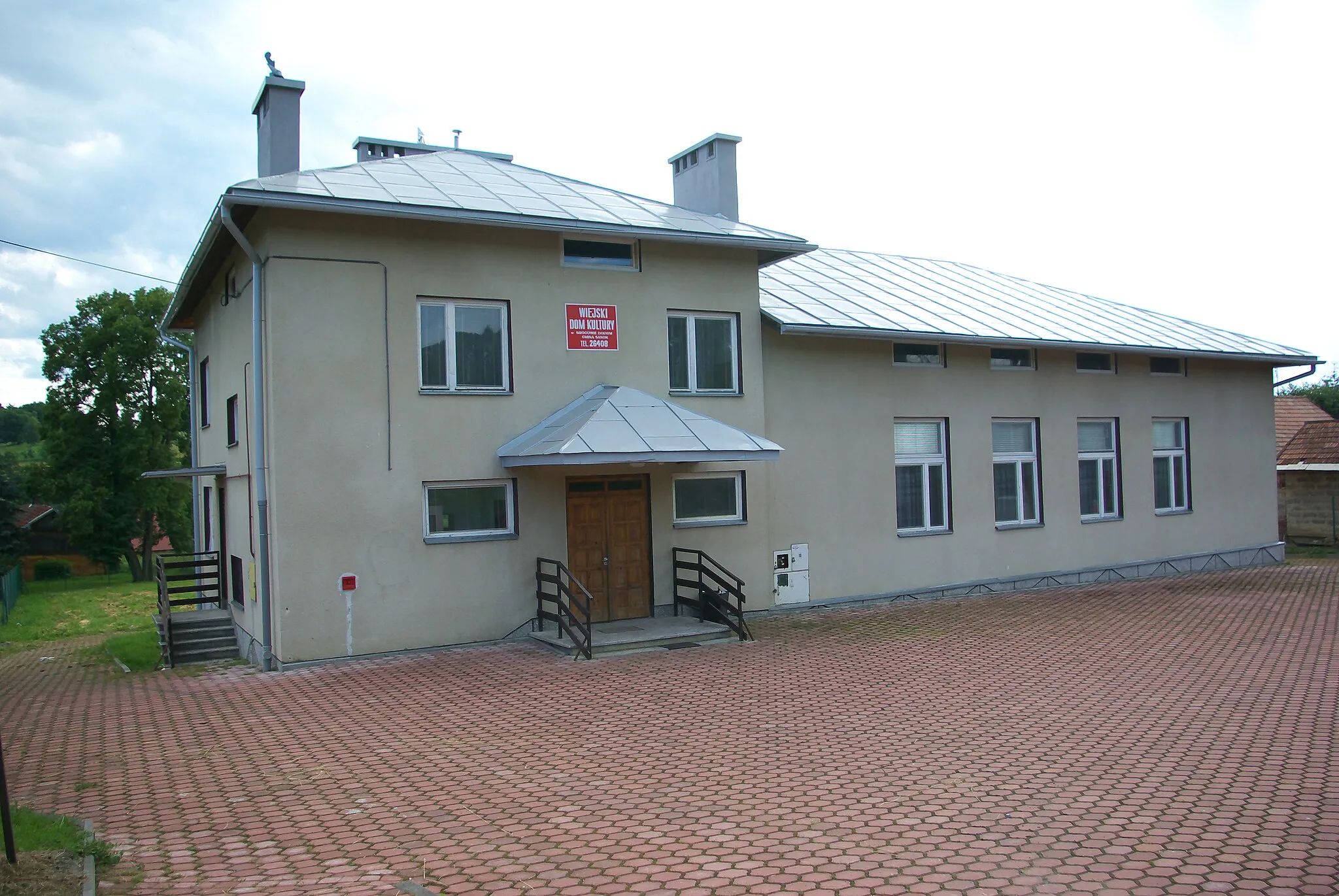 Photo showing: Wiejski Dom Kultury w Srogowie Dolnym