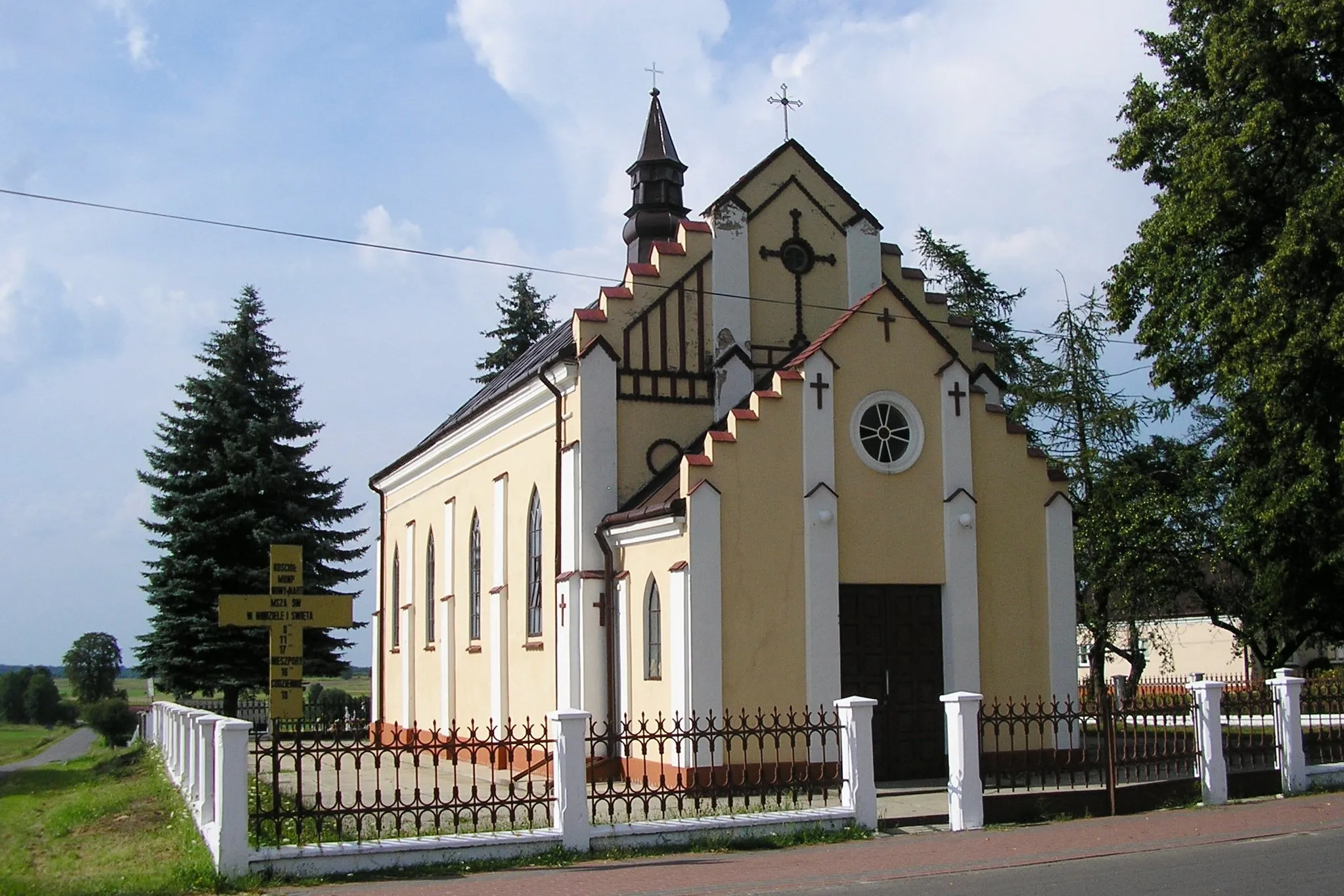 Photo showing: Nowy Nart, Kościół z 1905 r. pw Matki Bożej Nieustającej Pomocy, 2012-08-03