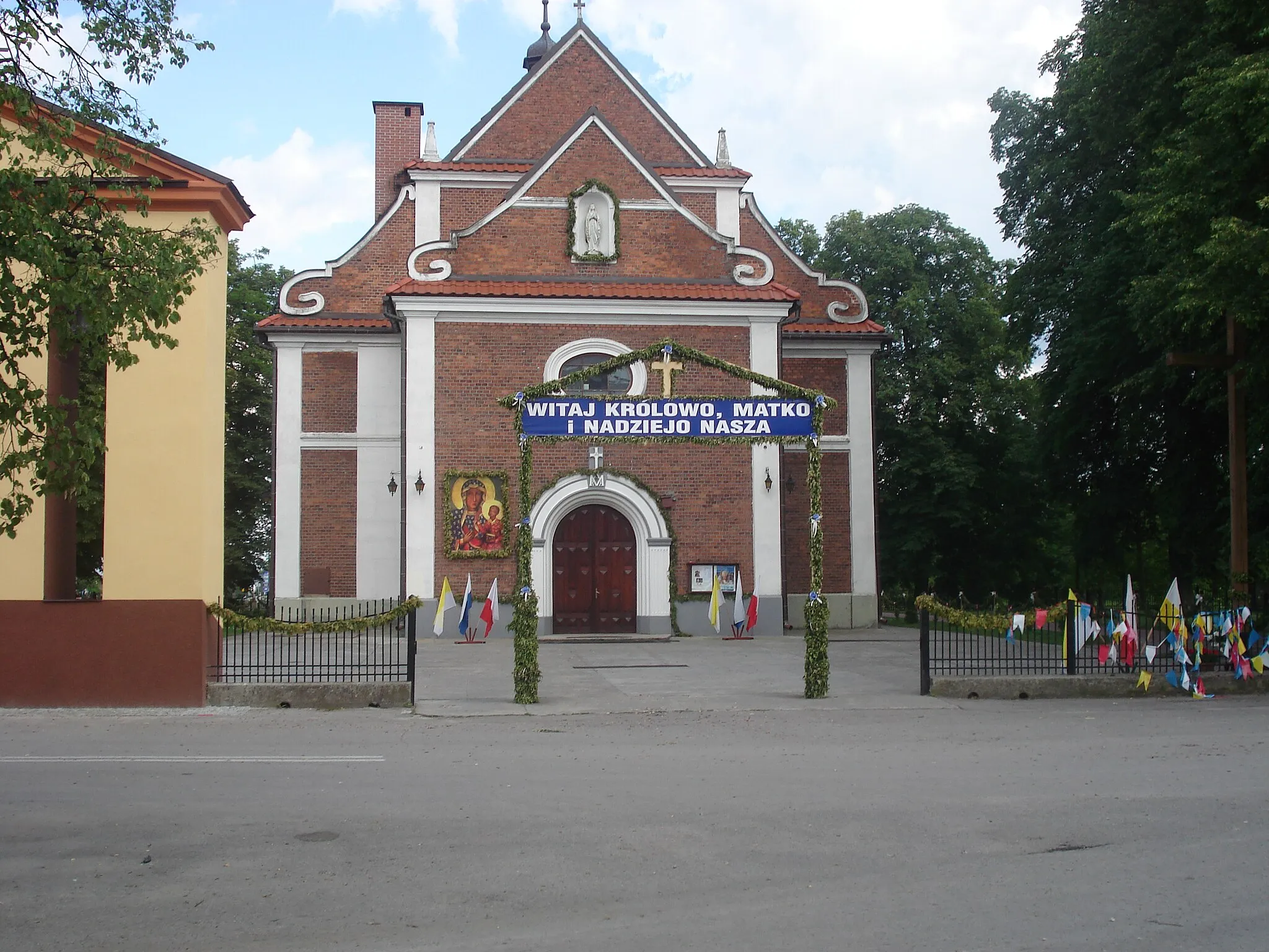 Photo showing: Kościół parafialny pod wezwaniem św Leonarda w Turbi