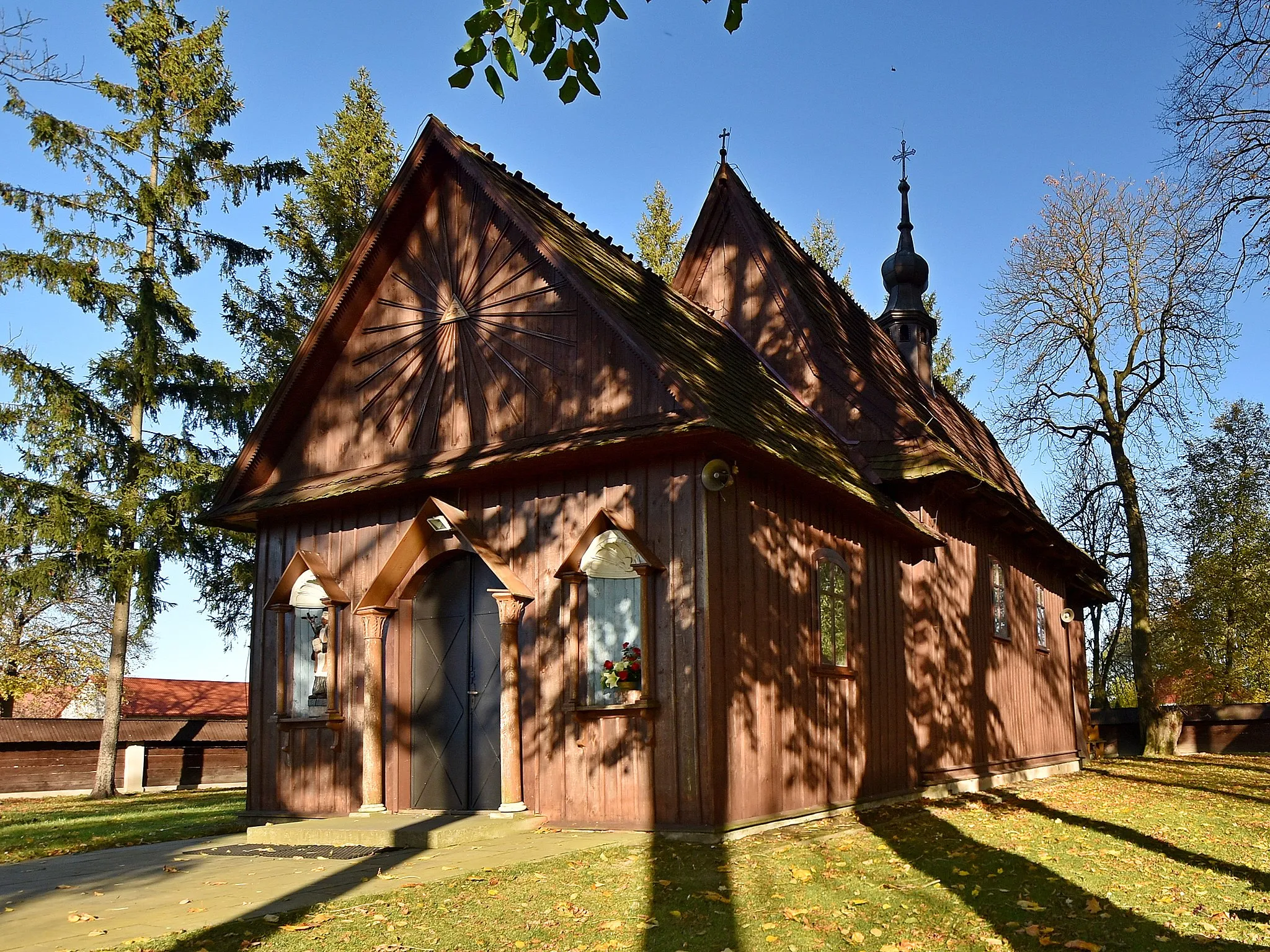 Photo showing: Bukowina, kościół Ofiarowania Najświętszej Maryi Panny