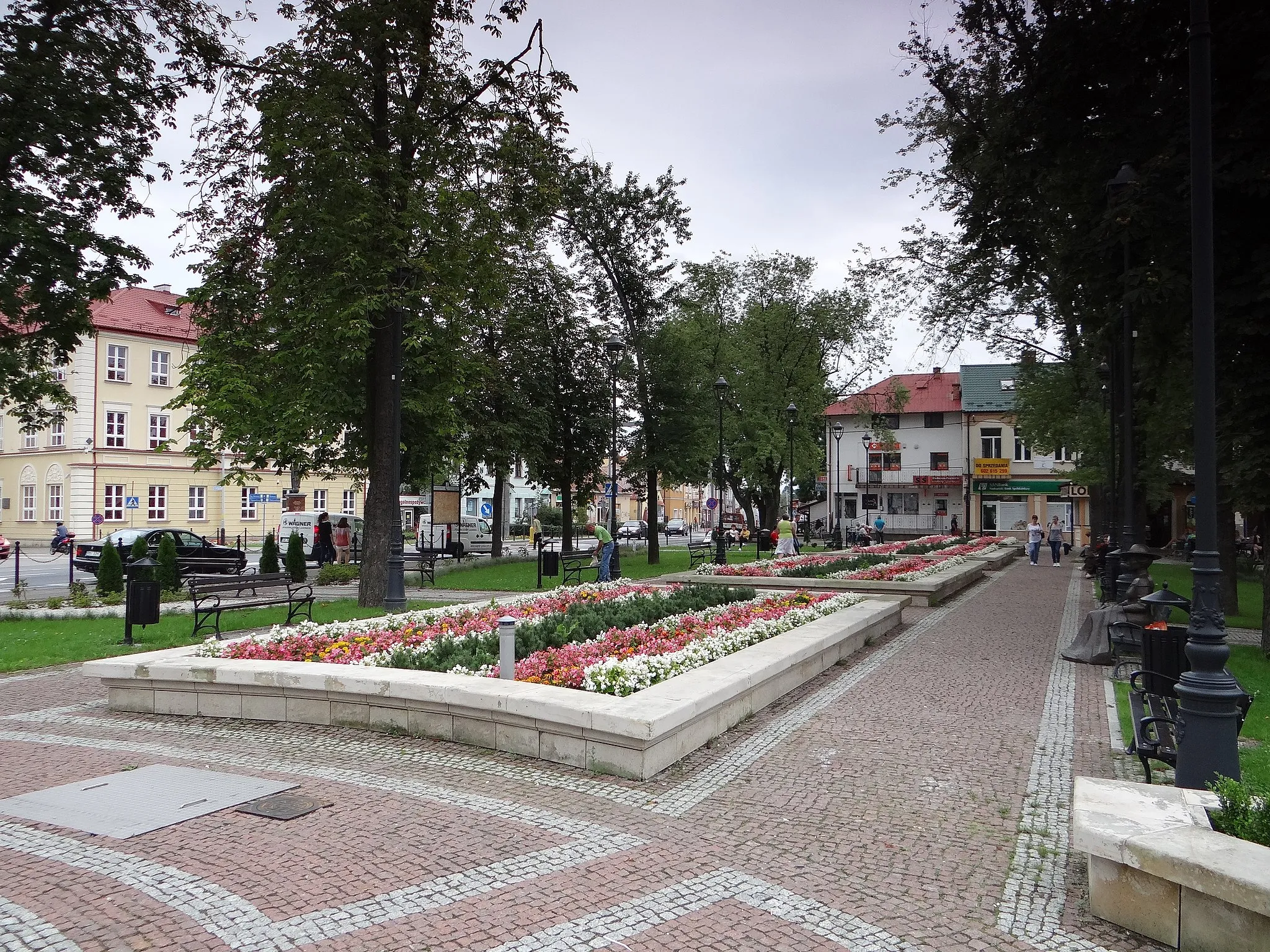 Photo showing: Zdjęcie wykonane w parku przy Placu Wolności, Nisko.