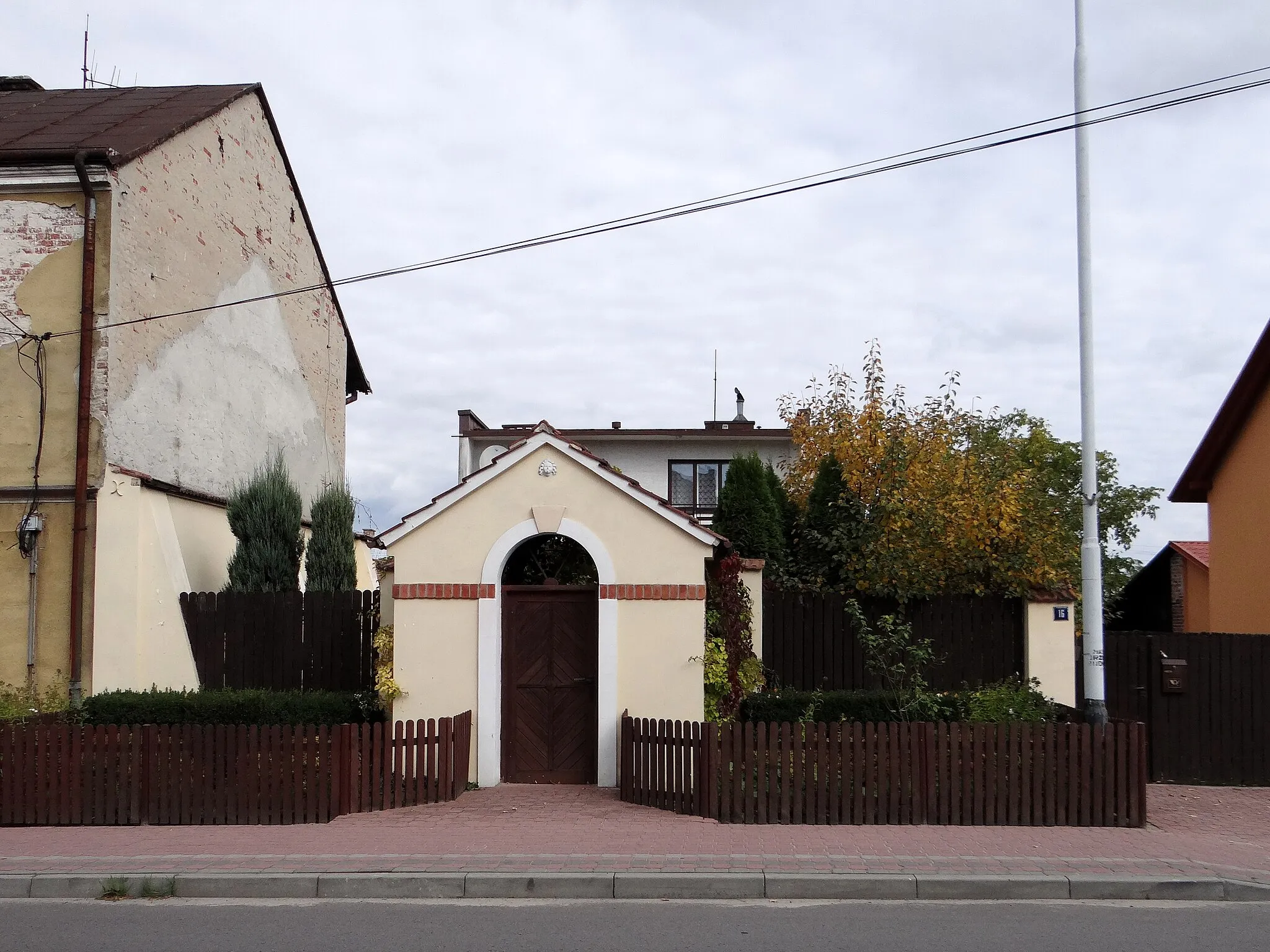 Photo showing: Rudnik nad Sanem - kapliczka (ul. Sandomierska)