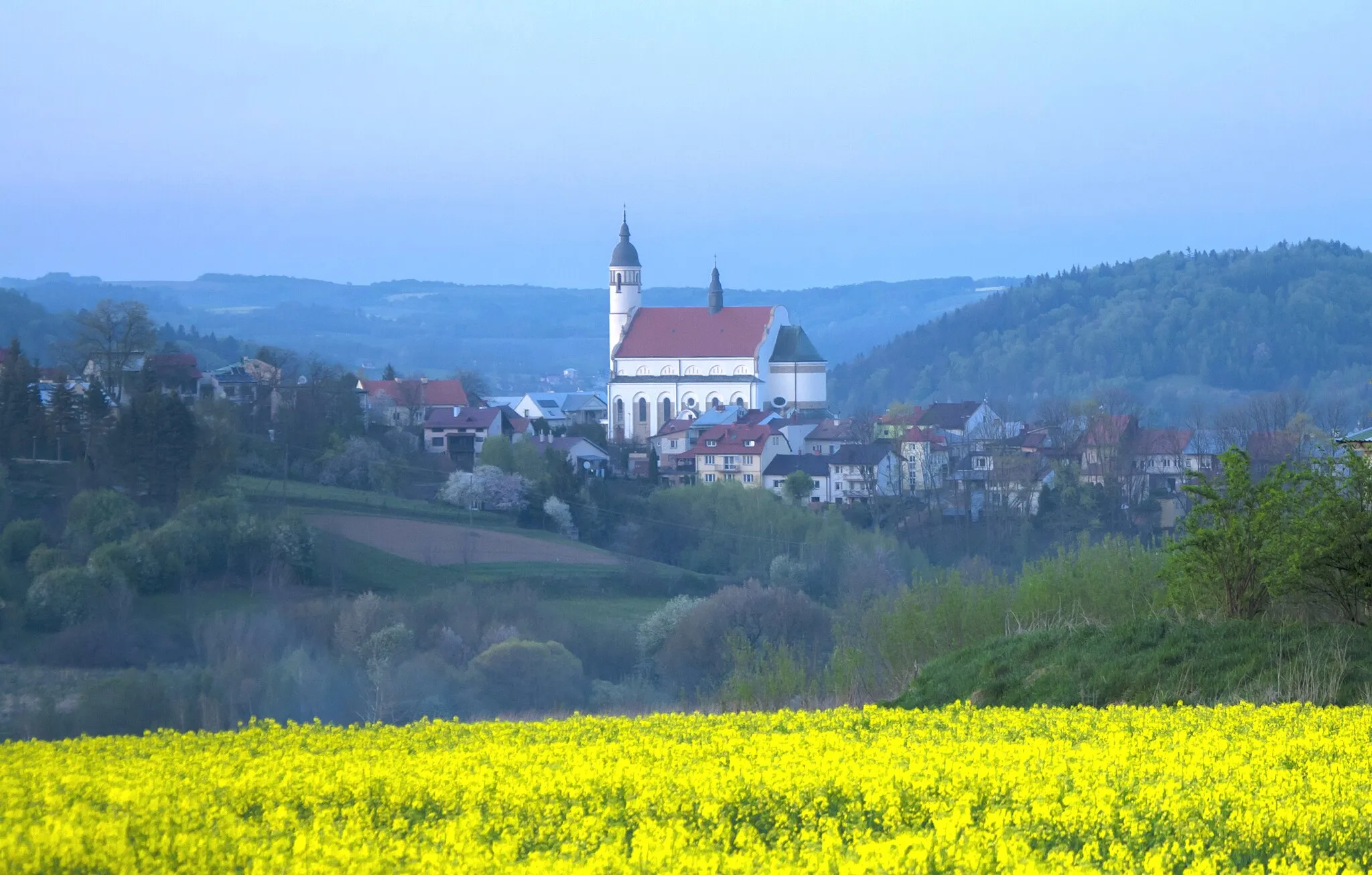 Photo showing: Panorama Frysztaka. Oryginale zdjęcie zostało wykadrowane i rozjaśnione