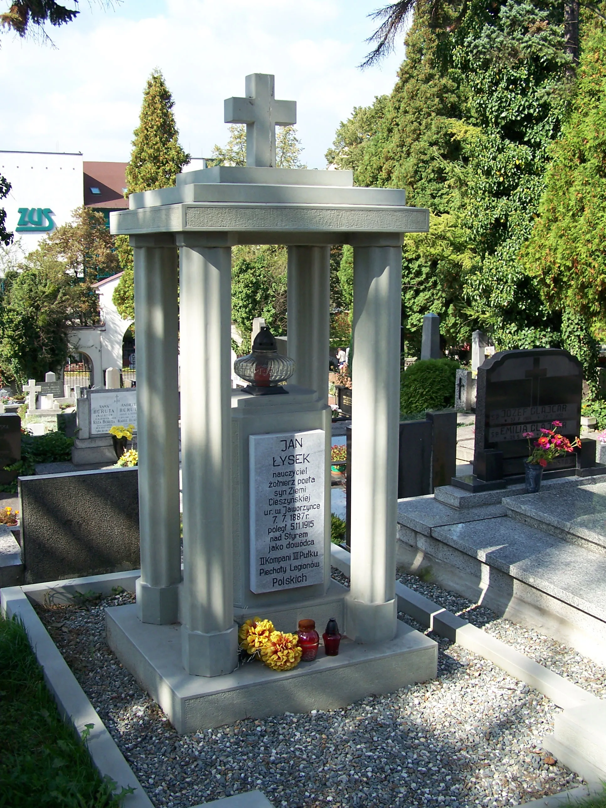 Photo showing: Grave of Jan Łysek, teacher, soldier, poet at the Protestant cemetery in Cieszyn, Poland