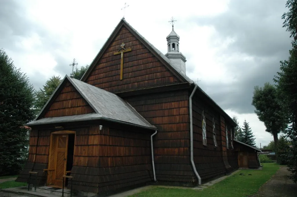 Photo showing: Poland, Medyka - St. Peter and Paul church (wooden church).