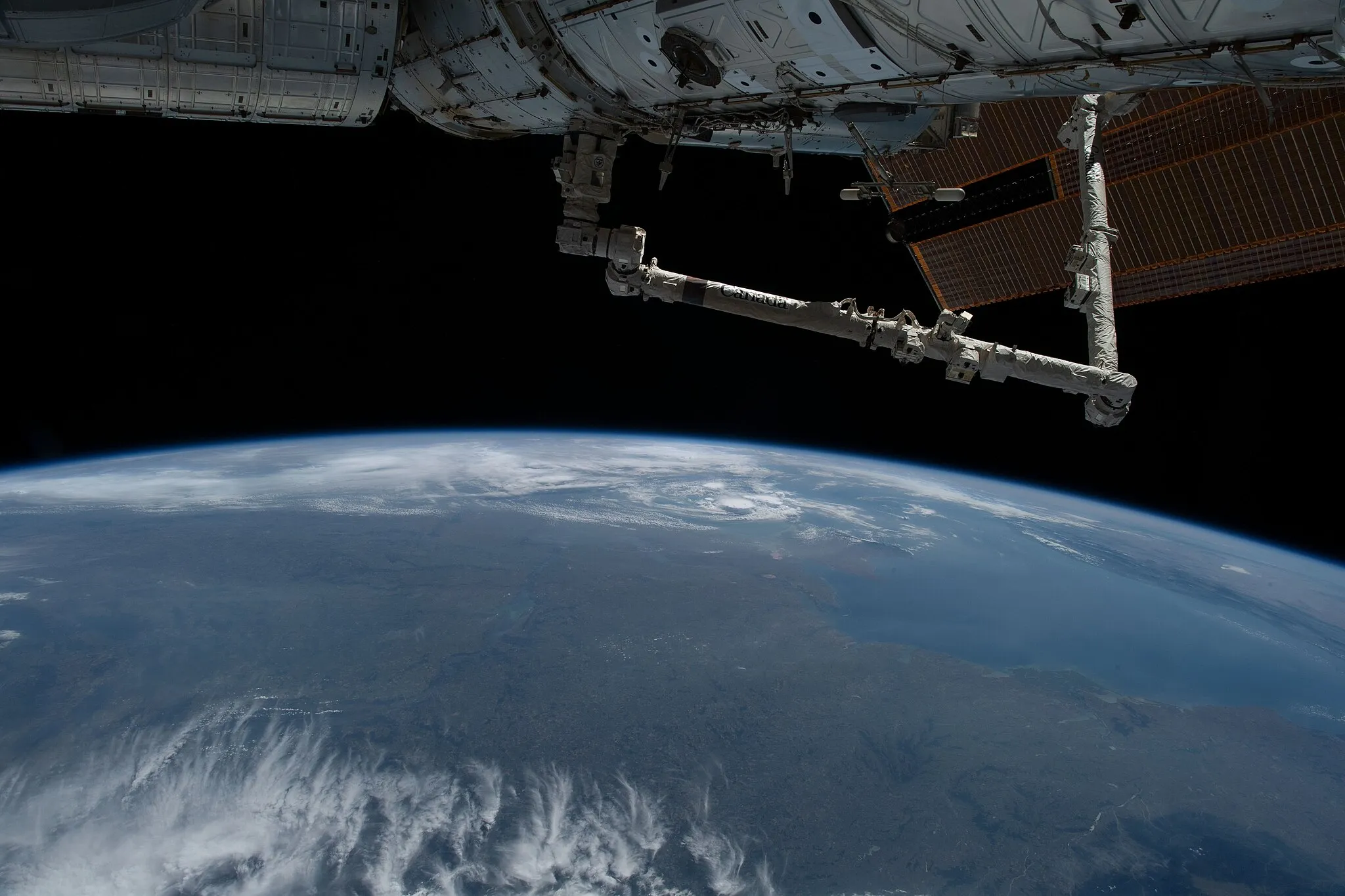 Photo showing: View of Earth taken during ISS Expedition 65.