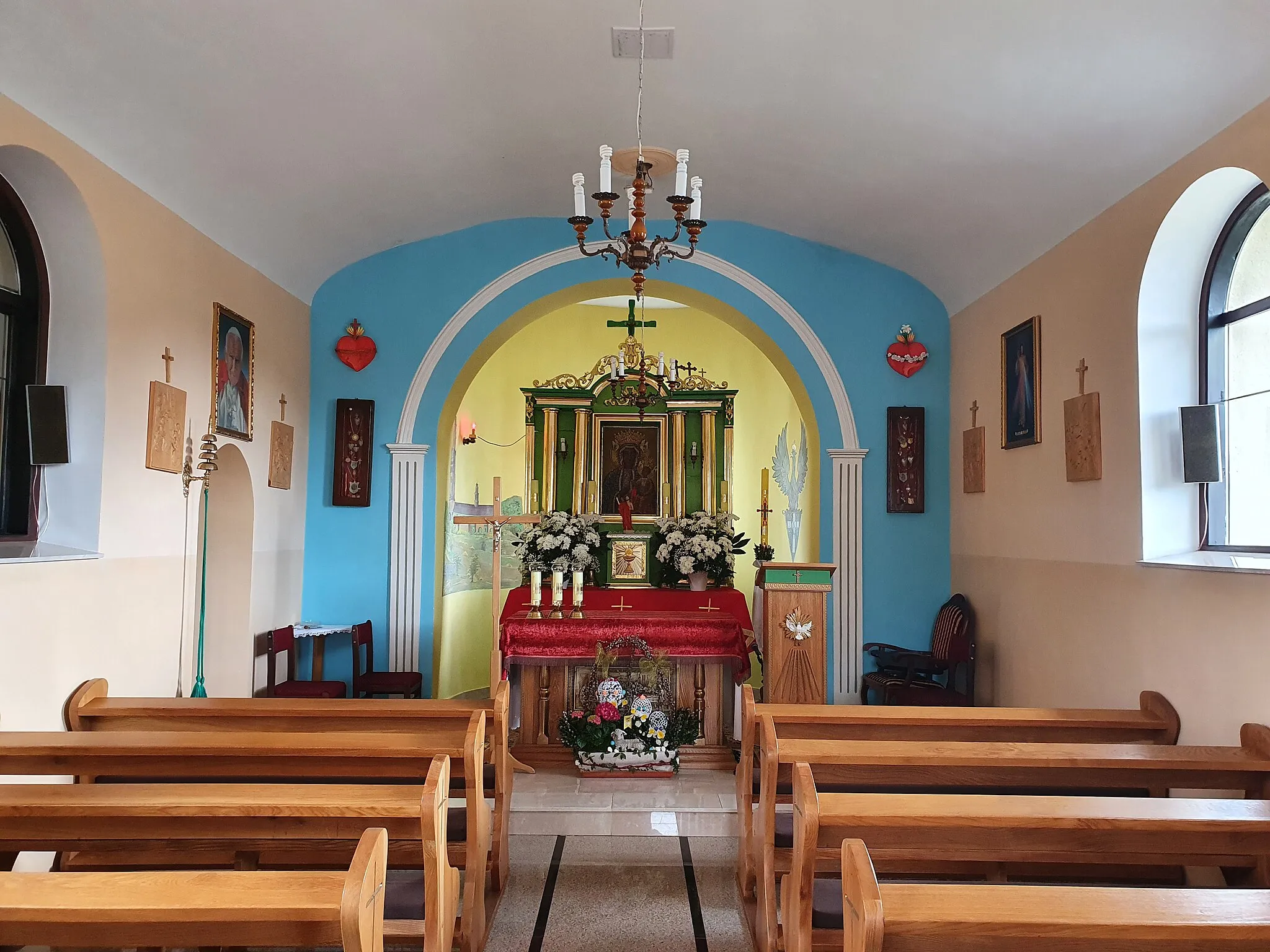Photo showing: Kaplica Matki Boskiej Częstochowskiej w Hucie Złomy, zdjęcie wnętrza.