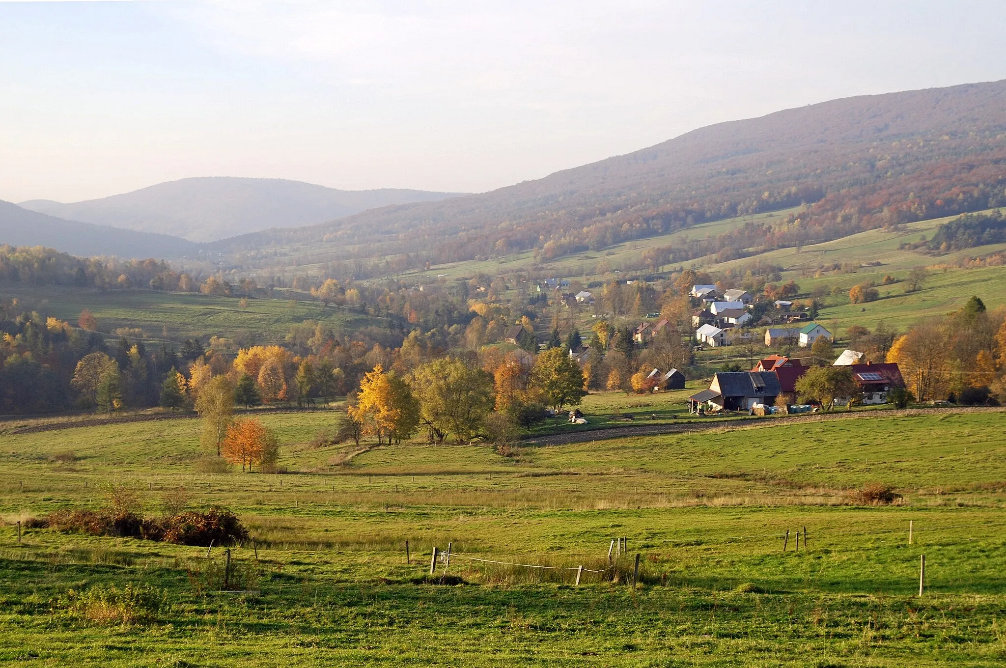 Photo showing: wieś Bartne