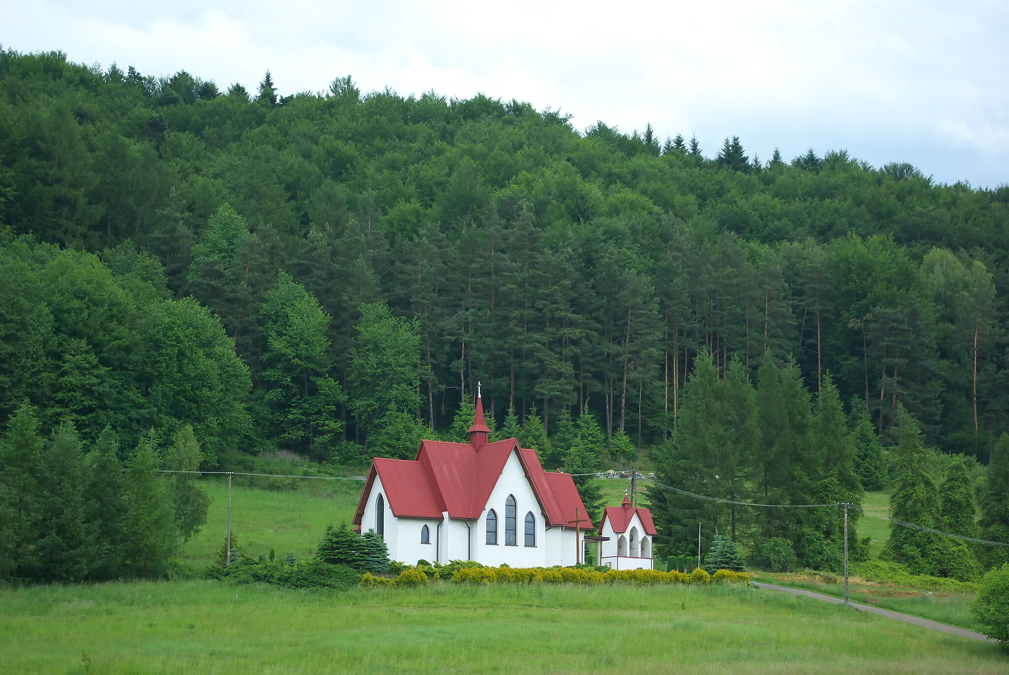 Photo showing: Kościół pw. Niepokalanego Serca Maryi w Bykowcach