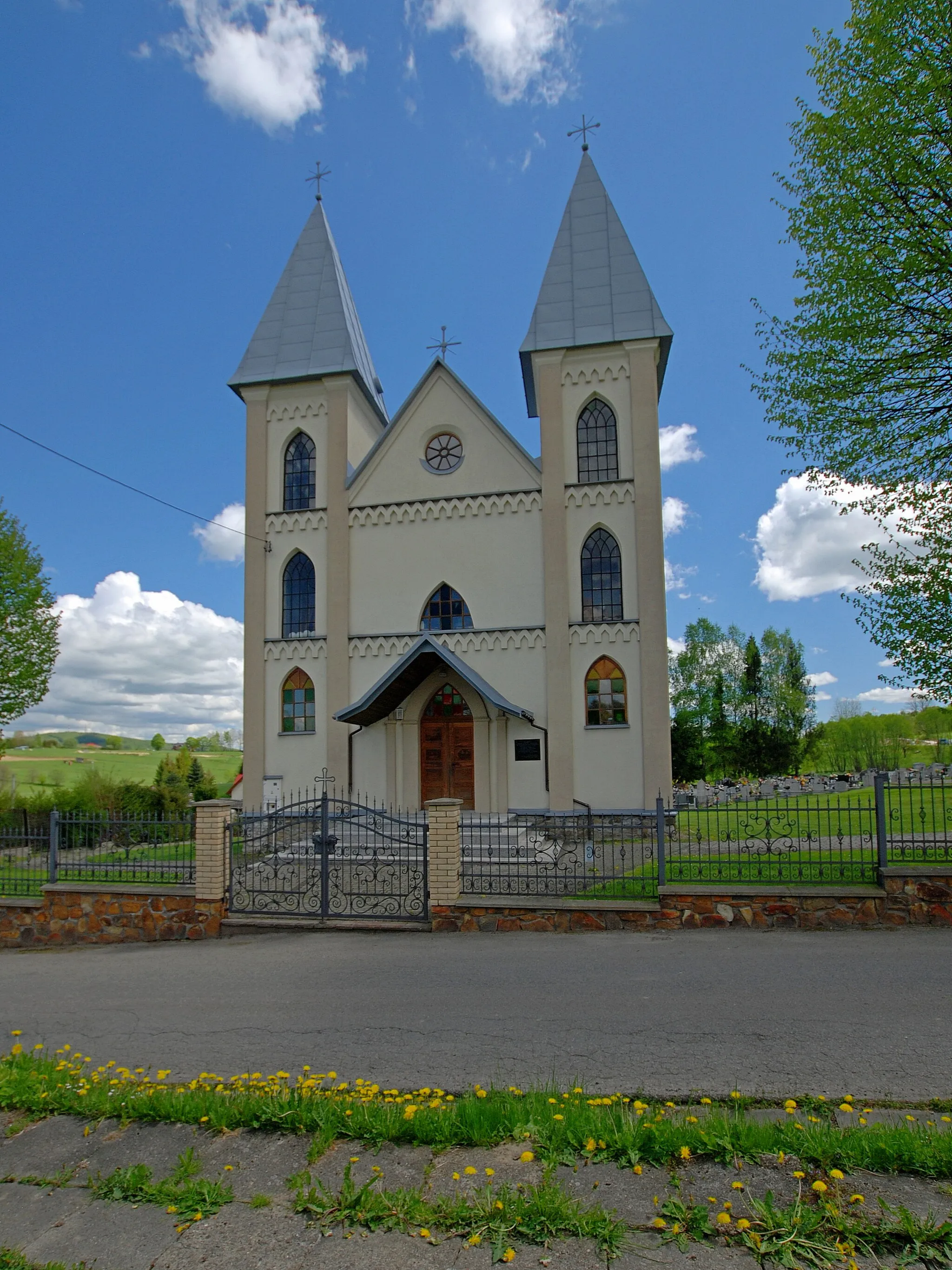 Photo showing: Myczków,  kościół Najświętszego Serca Pana Jezusa