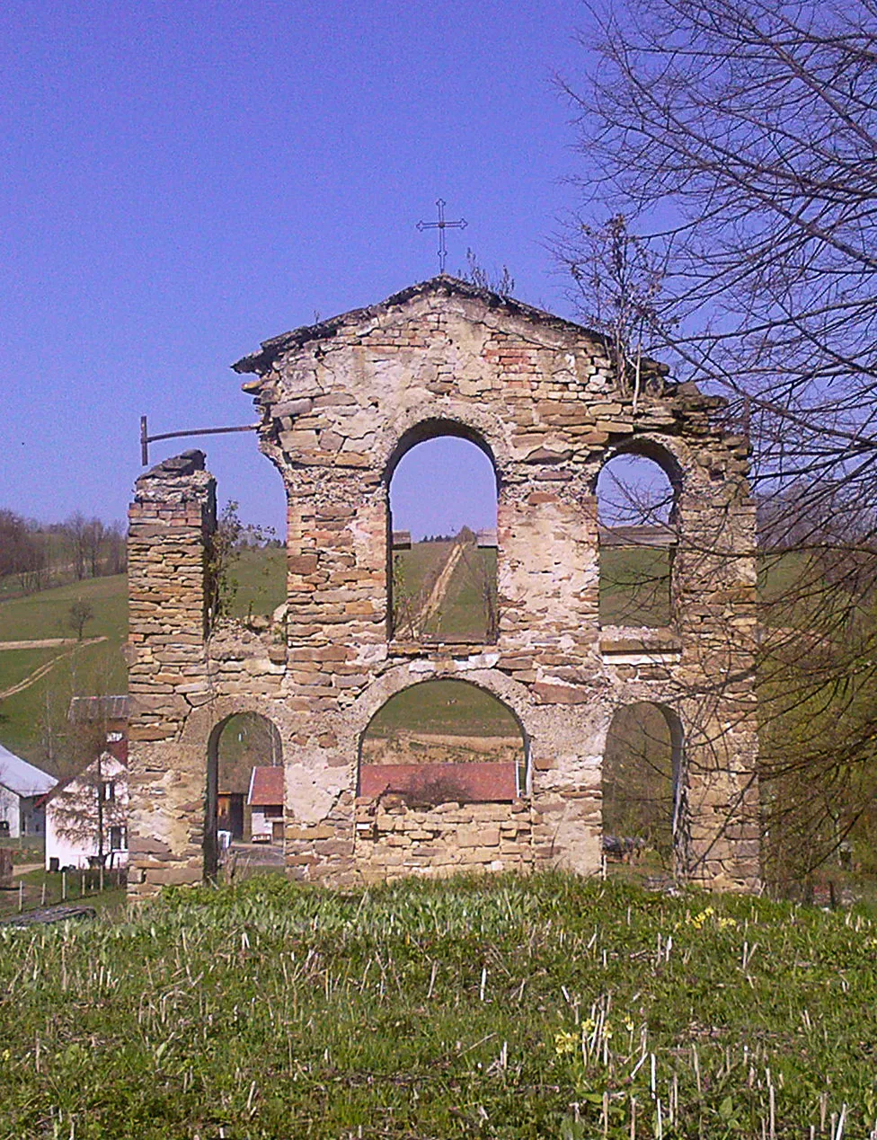 Photo showing: Murowana dzwonnica z cerkwi w Bukowcu.