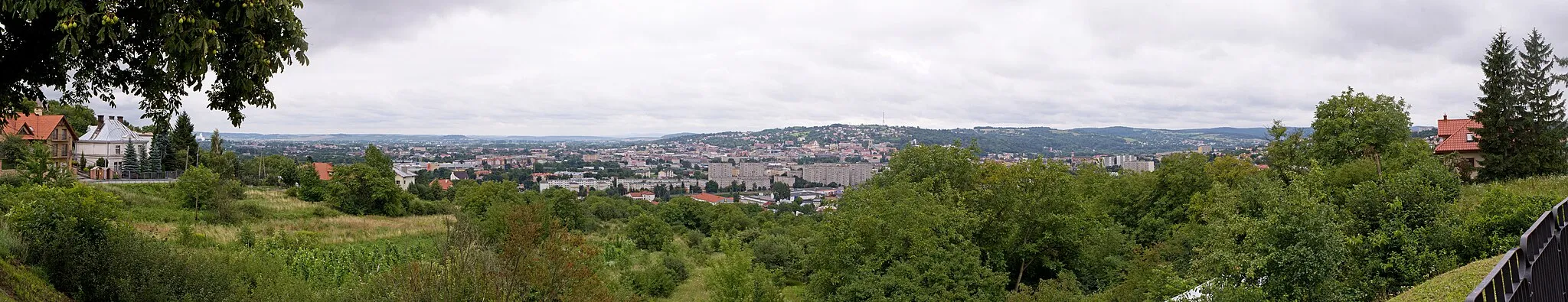 Photo showing: Widok na Przemyśl z tarasu widokowego na Winnej Górze (ul. Bolesława Chrobrego 59).