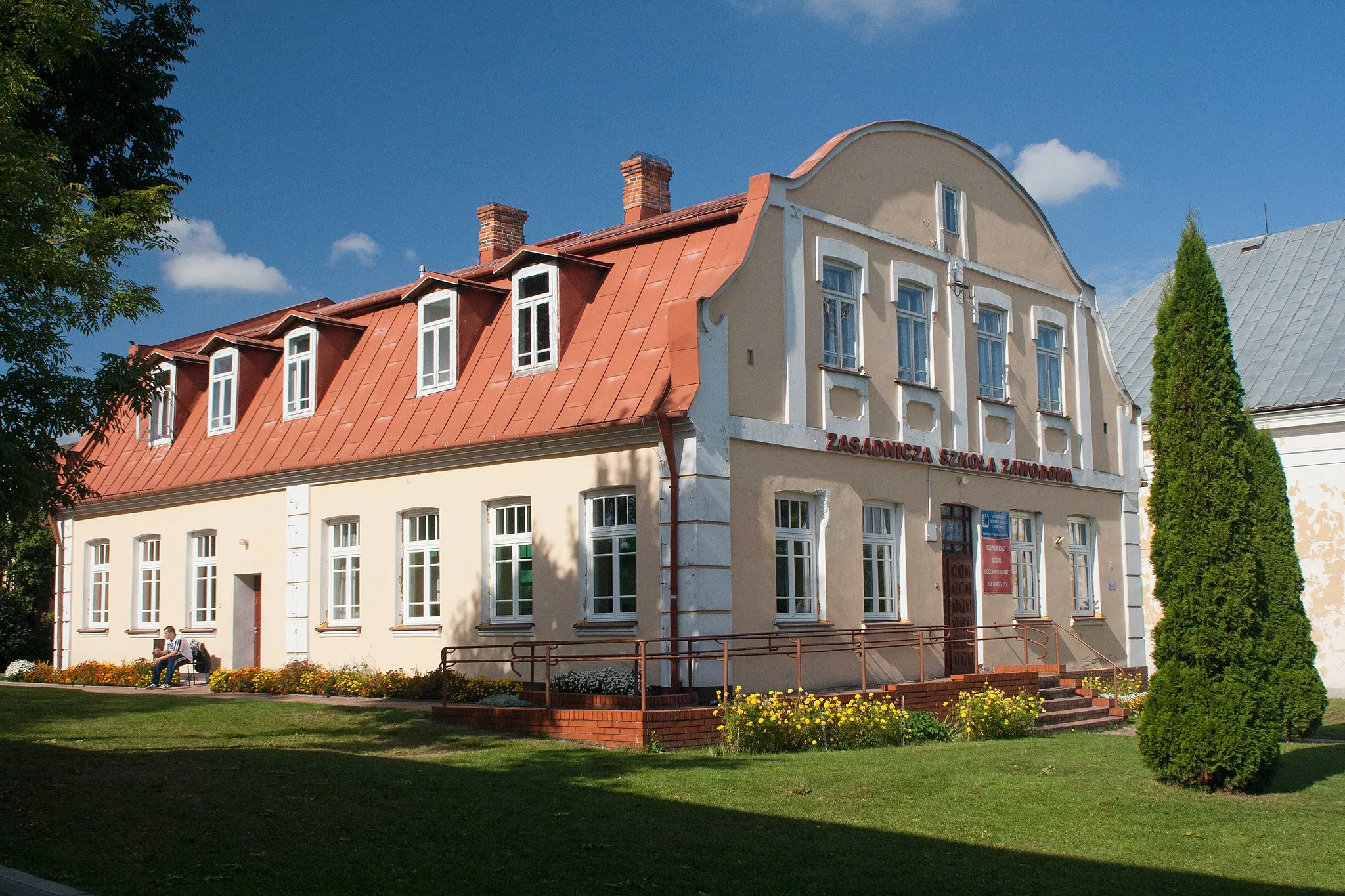 Photo showing: Siemiatycze, Dom talmudyczny, przy synagodze (obecnie szkoła), mur., 1893, ul. Pałacowa 10