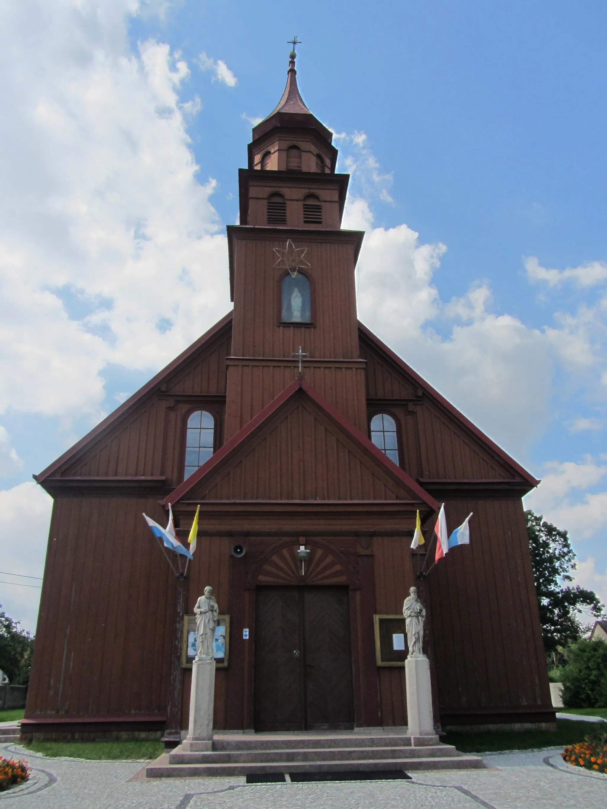 Photo showing: Złotoria - kościół parafialny pod wezwaniem św. Józefa (zabytek nr 578 z 27.12.1984)