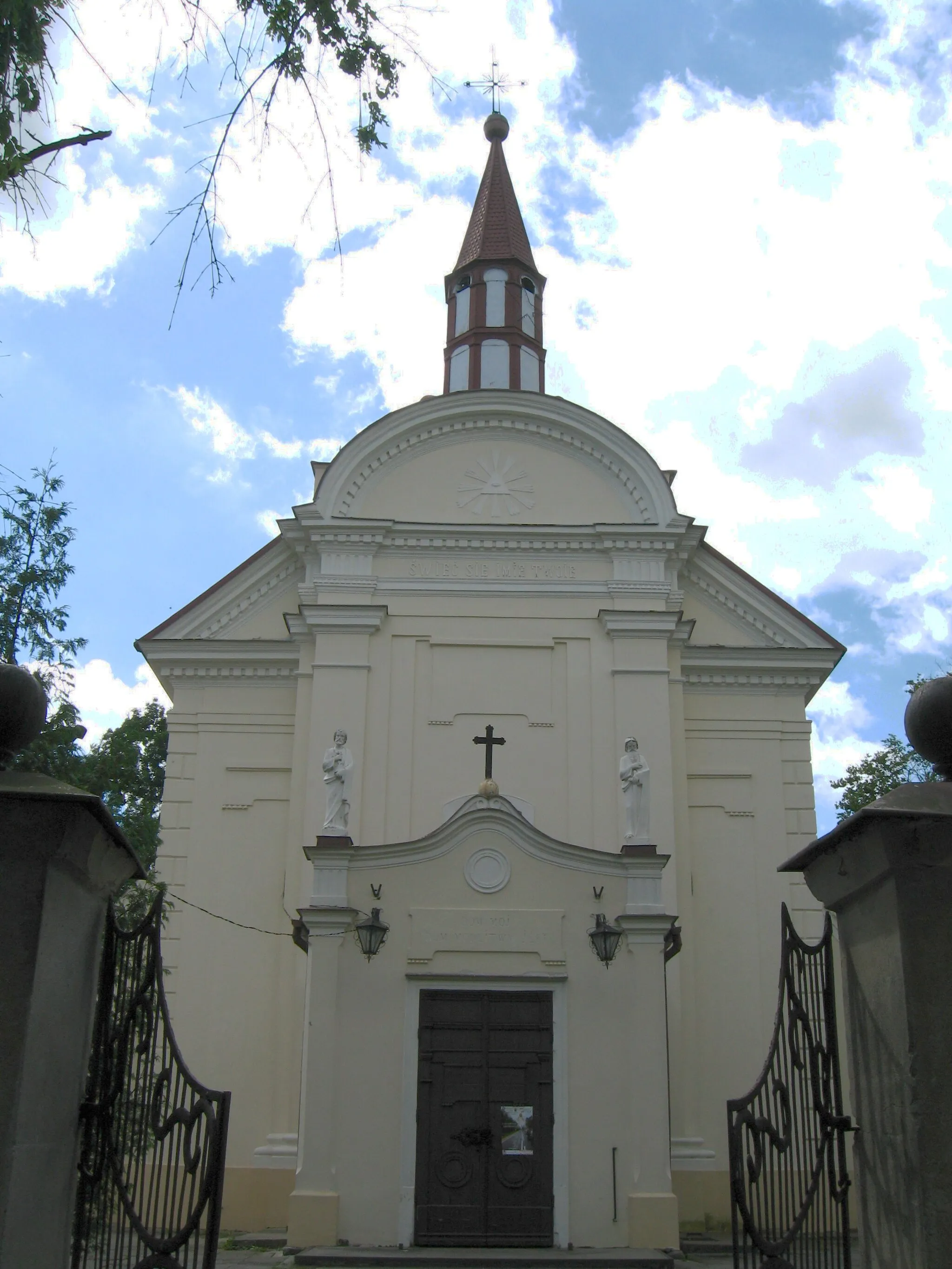 Photo showing: Roman-catholic church of Holy Trinity from the 2nd half of 18th century