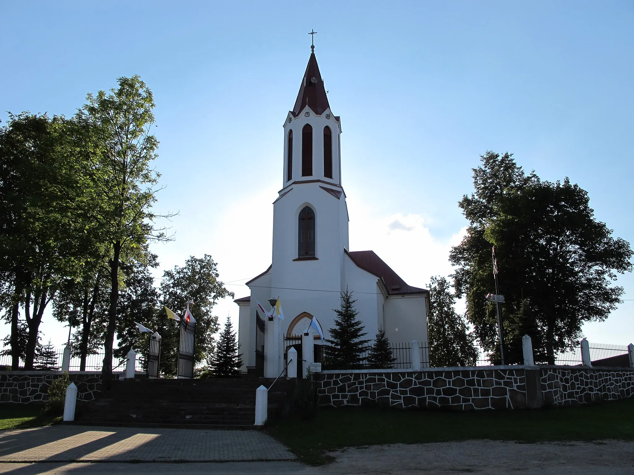 Photo showing: Sacred Heart of Jesus church in Stara Rozedranka village, gmina Sokółka, podlaskie, Poland