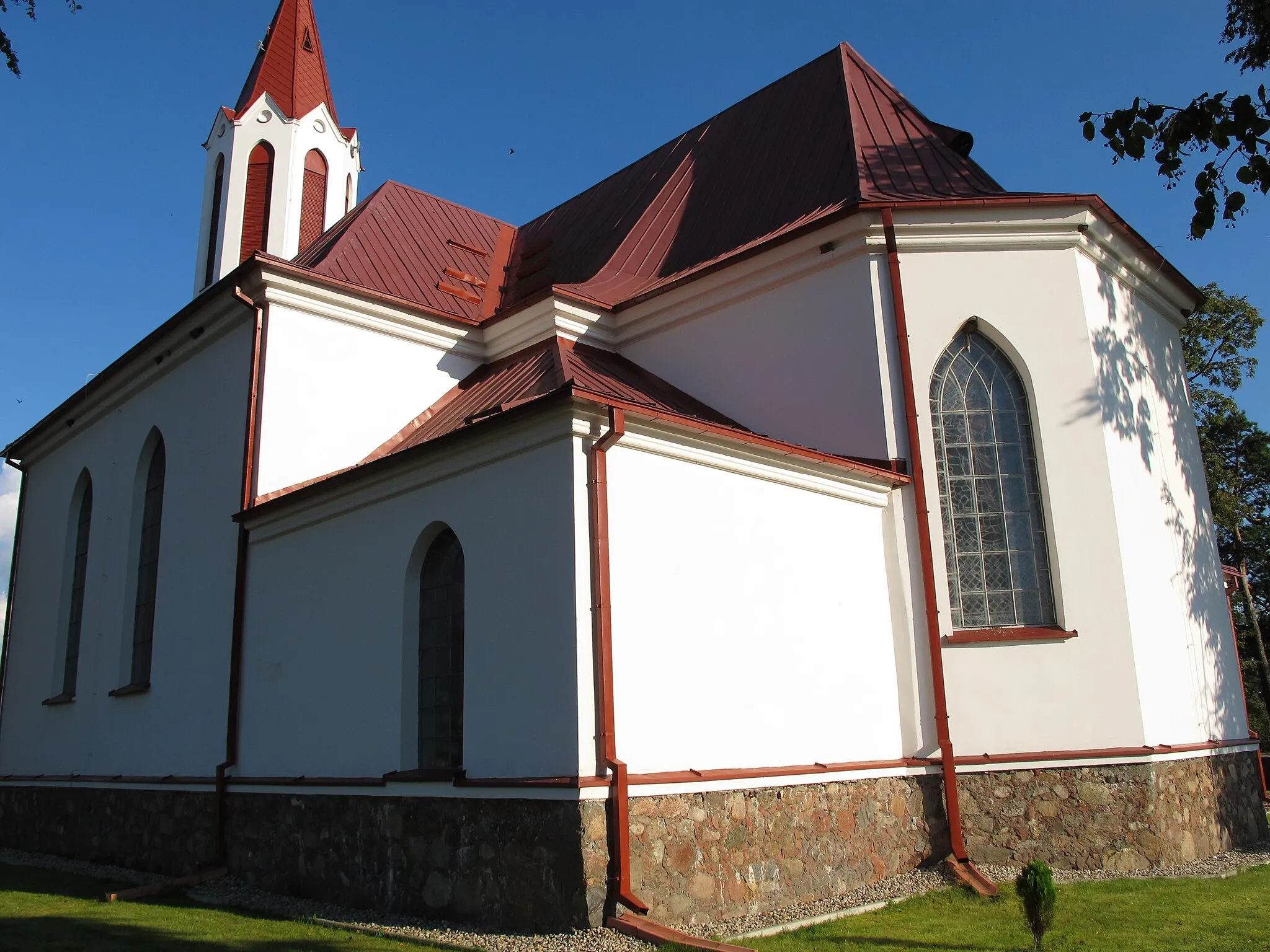 Photo showing: Sacred Heart of Jesus church in Stara Rozedranka village, gmina Sokółka, podlaskie, Poland