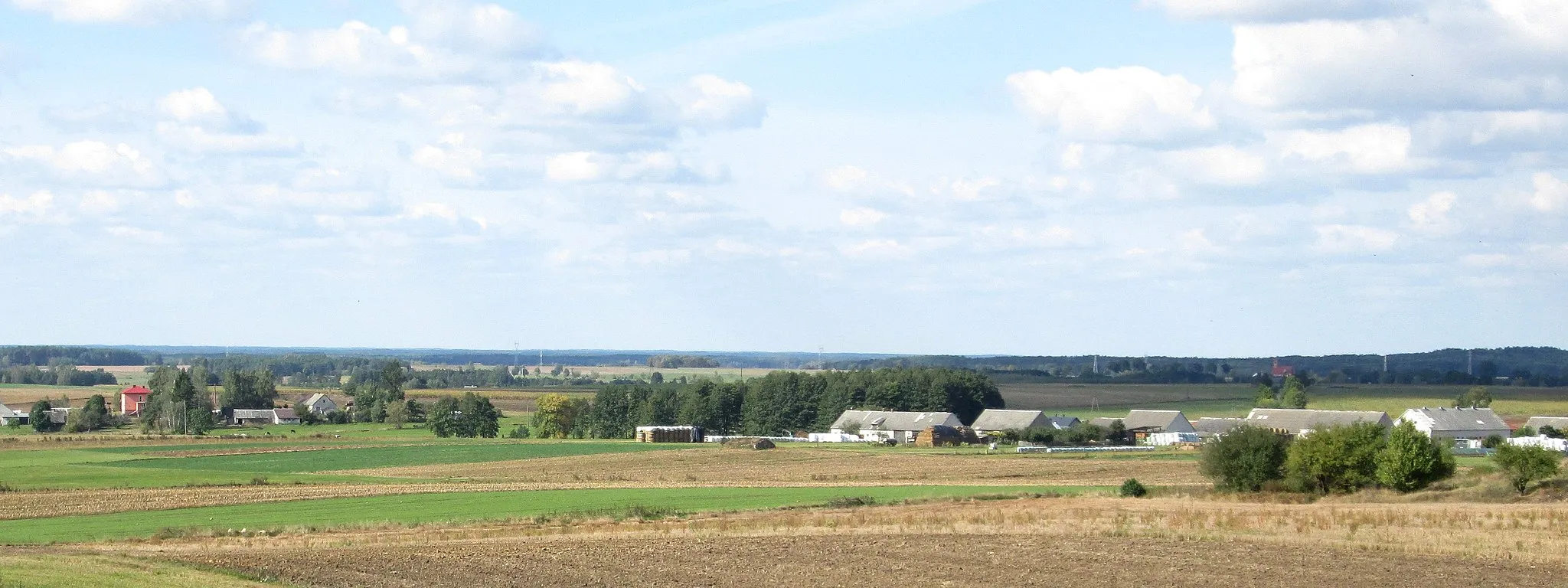 Photo showing: Mściwuje - widok z pobliskiego wzgórza
