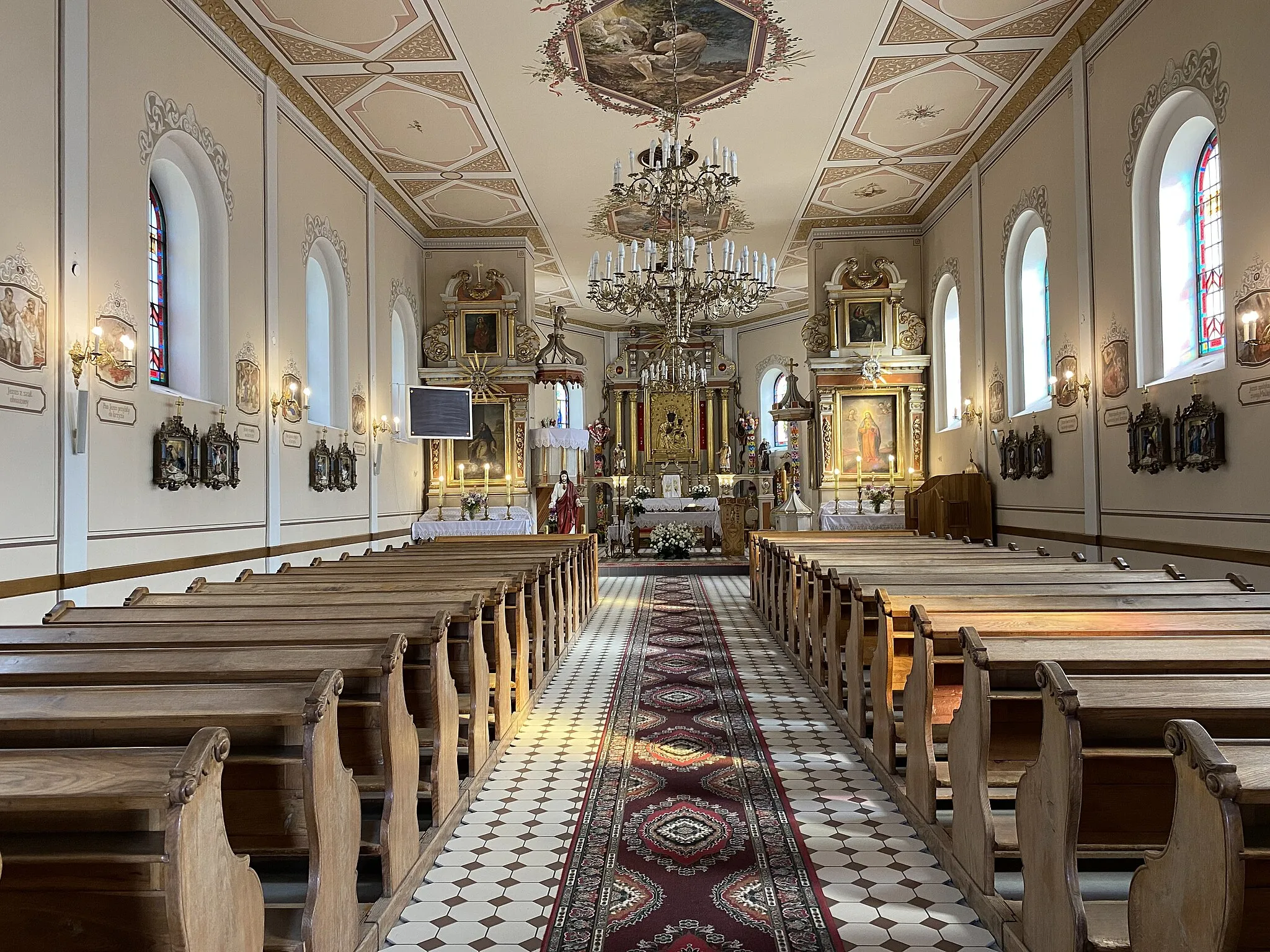 Photo showing: Wnętrze XIX wiecznego, neobarokowego kościoła pw. Najświętszego Serca Jezusowego w Lipnikach (powiat ostrołęcki) na Kurpiach Zielonych