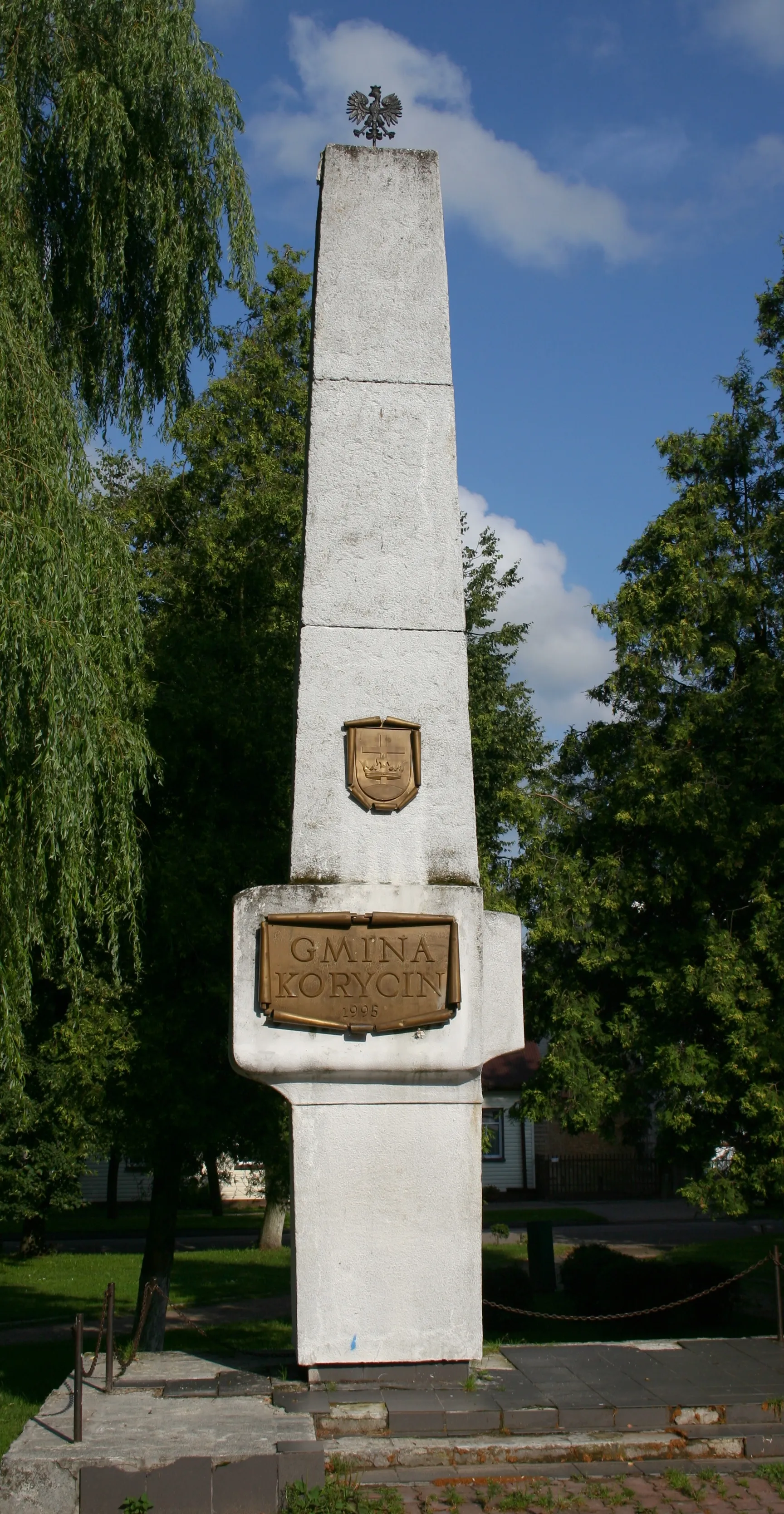 Photo showing: Pomnik ustanowionej w 1995 roku gminy Korycin