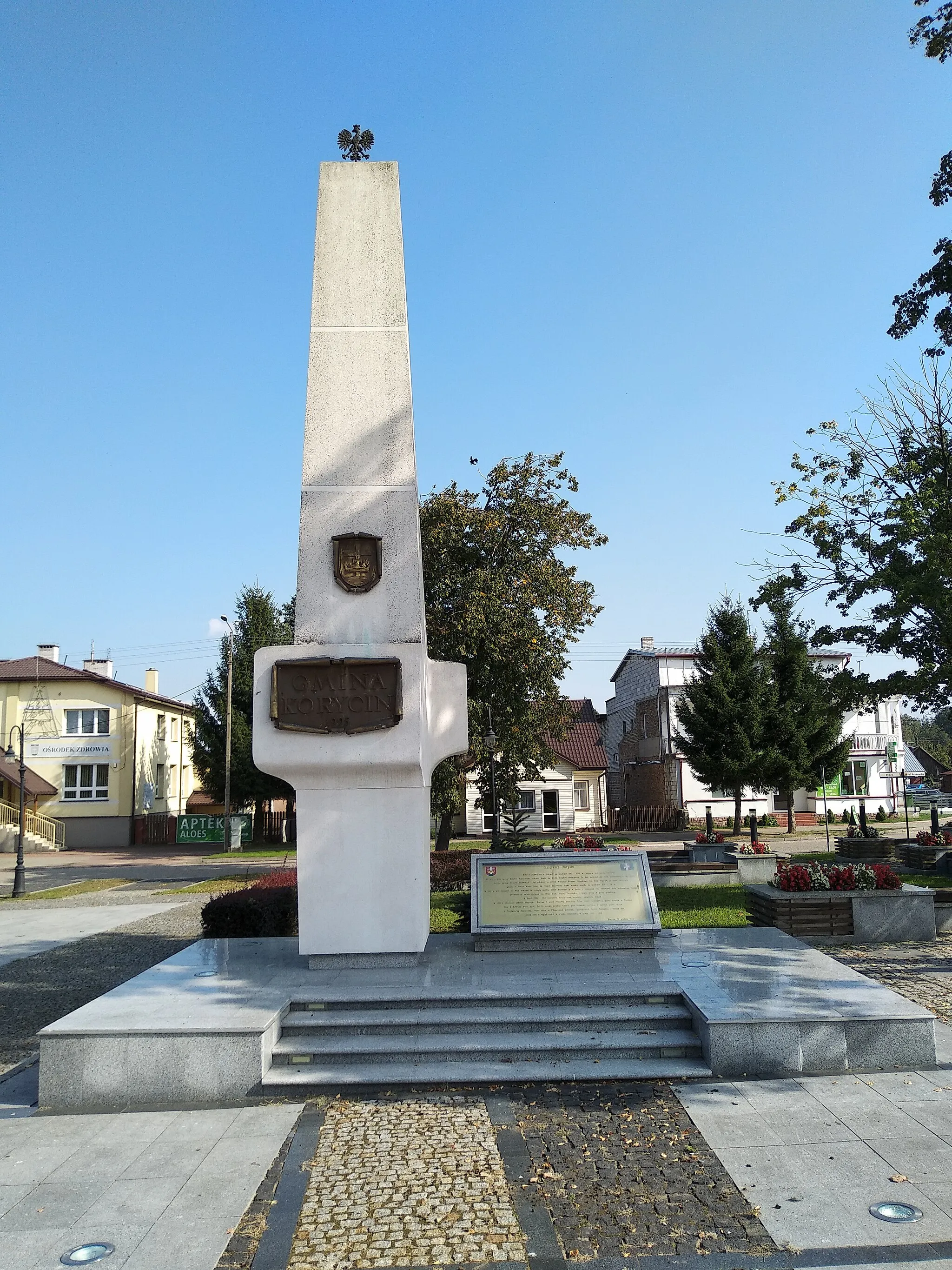 Photo showing: Pomnik ustanowionej w 1995 roku gminy Korycin.