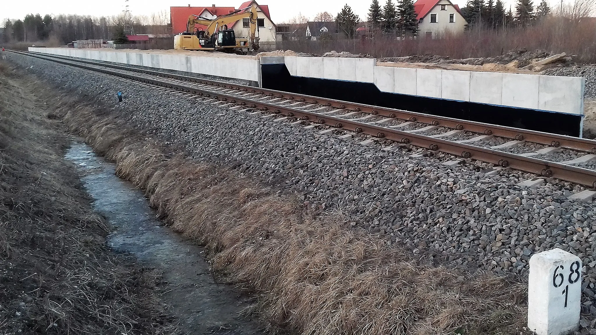 Photo showing: Przystanek osobowy Hryniewicze w trakcie budowy peronu.